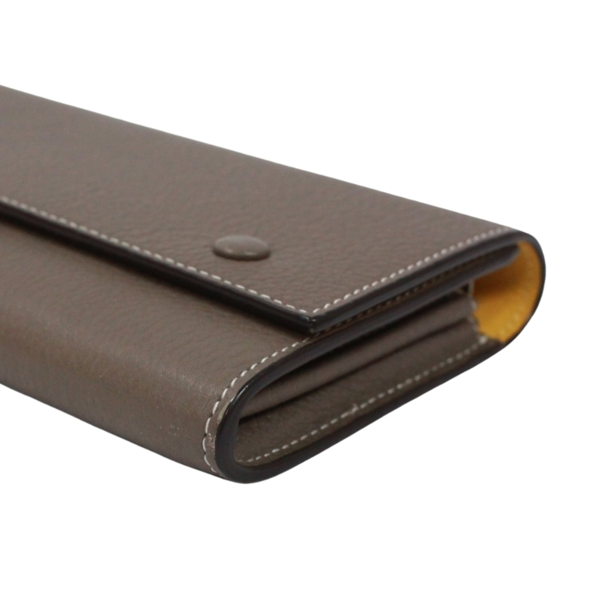 Celine Grayish Yellow Leather Long Wallet (Bi-Fold) (Pre-Owned)