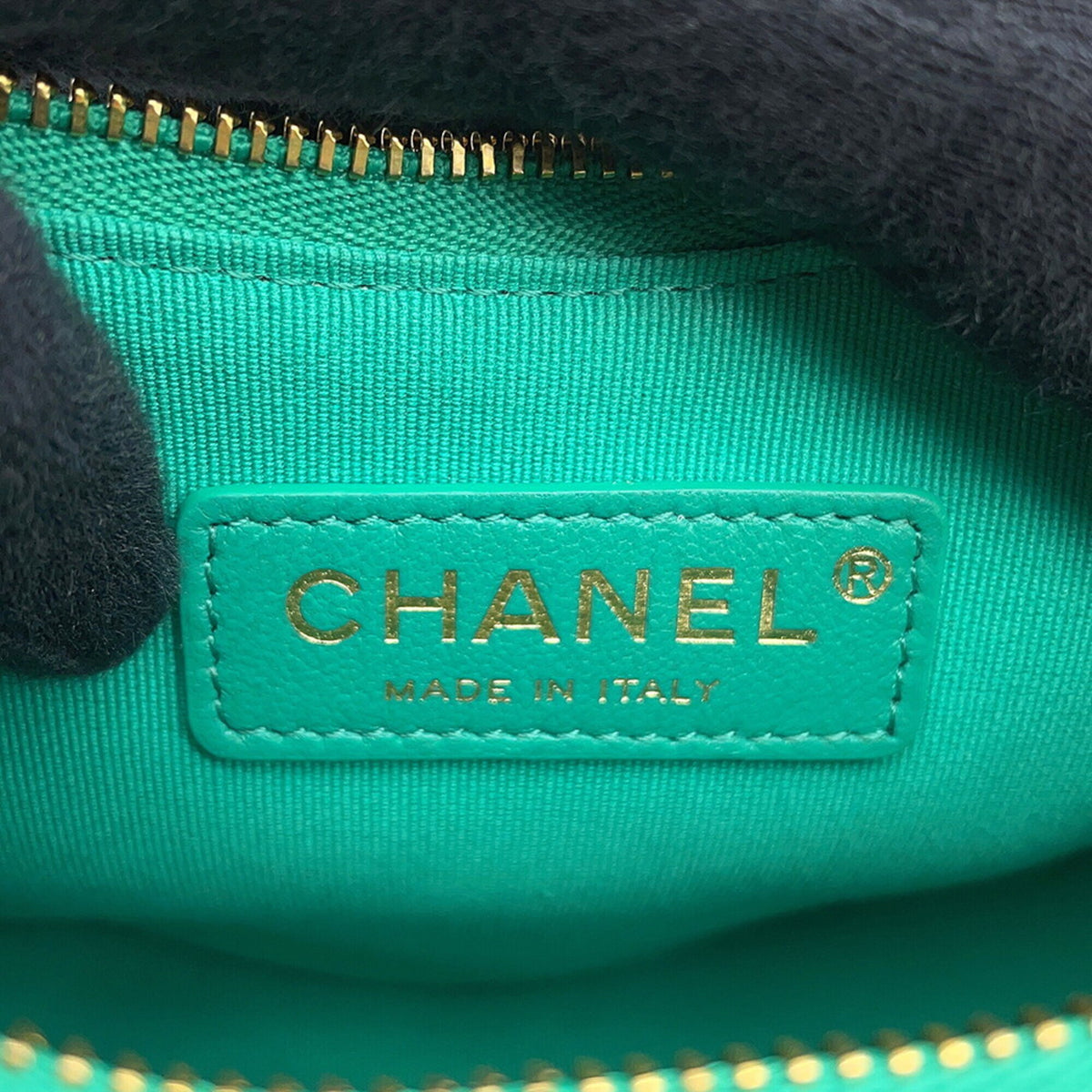 Chanel Green Handbag Shoulder Bag (Pre-Owned)