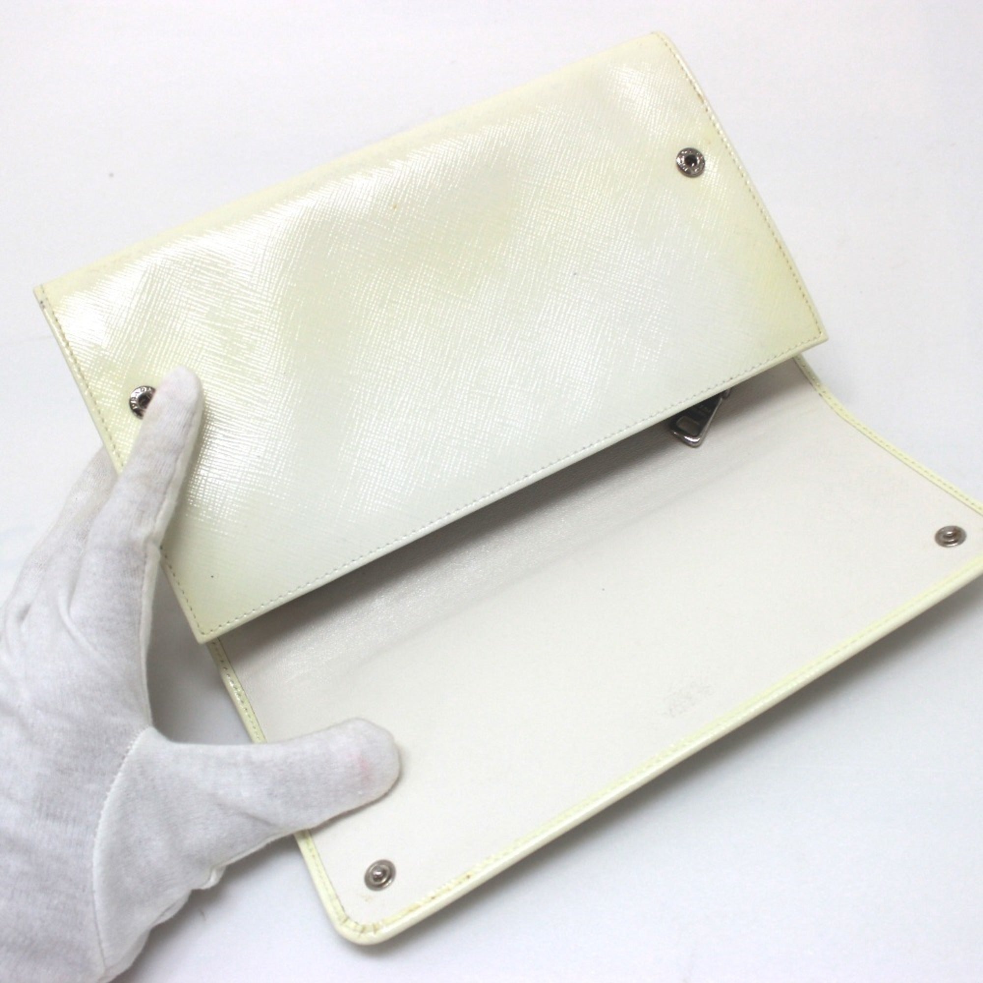 Prada White Leather Long Wallet (Bi-Fold) (Pre-Owned)