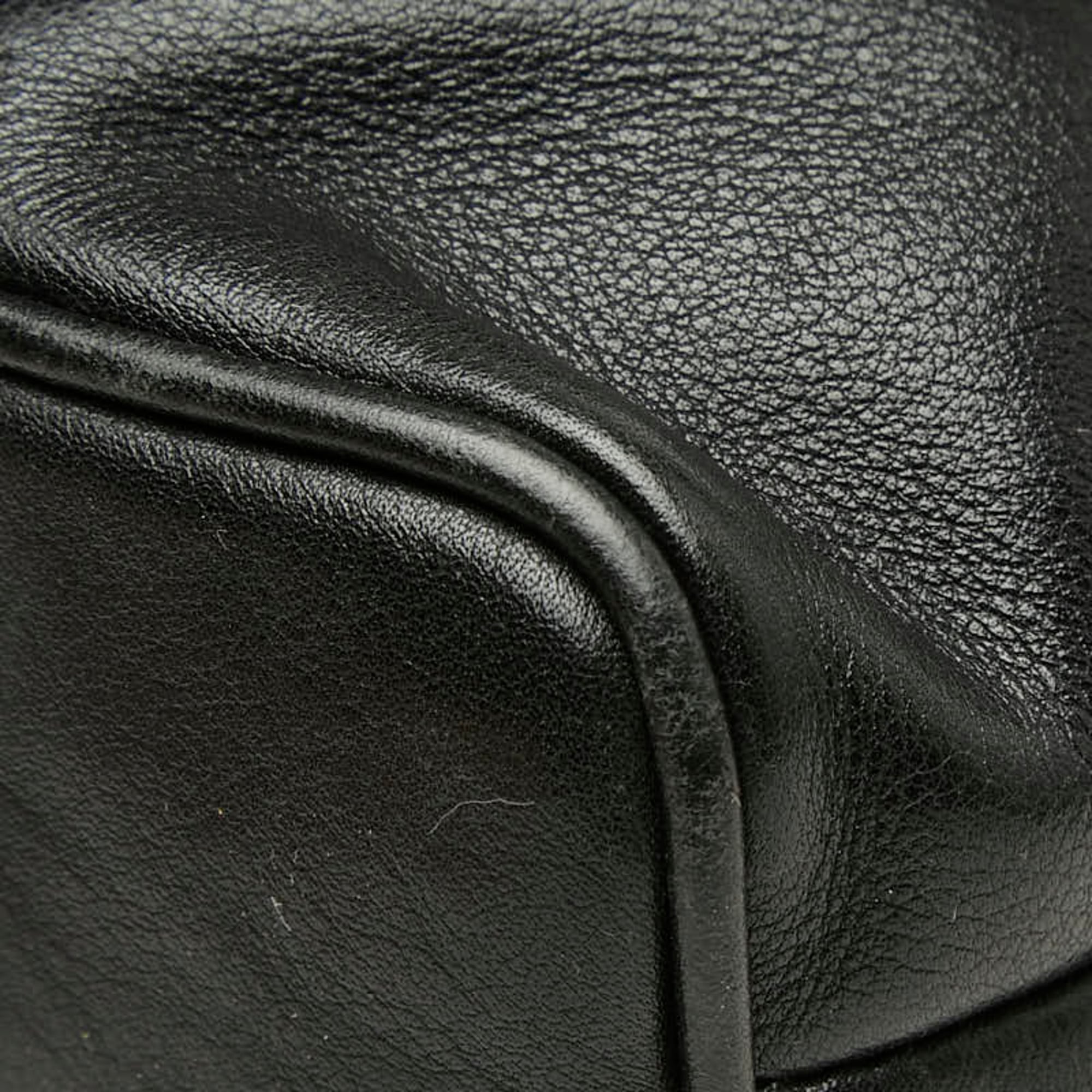 Gucci Black Leather (Pre-Owned)