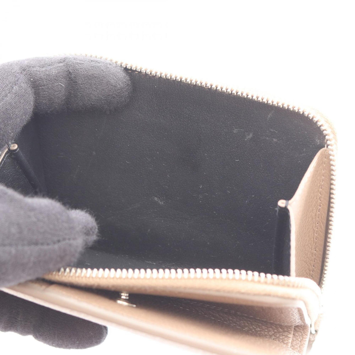 Yves Saint Laurent Gray Leather Wallet (Bi-Fold) (Pre-Owned)