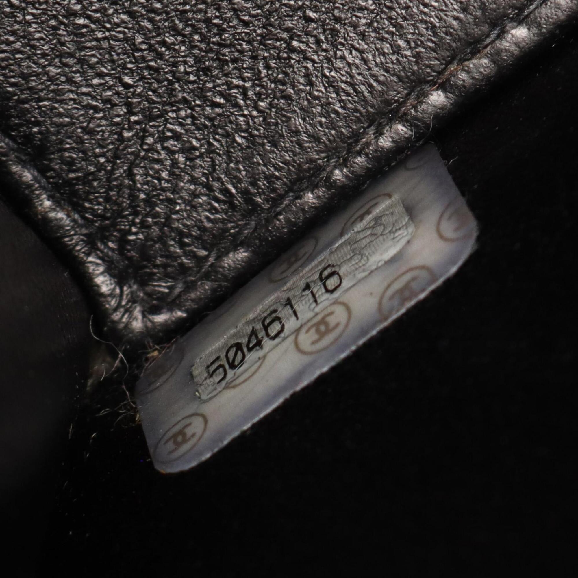 Chanel Black Grained Calfskin Handbag Shoulder Bag (Pre-Owned)