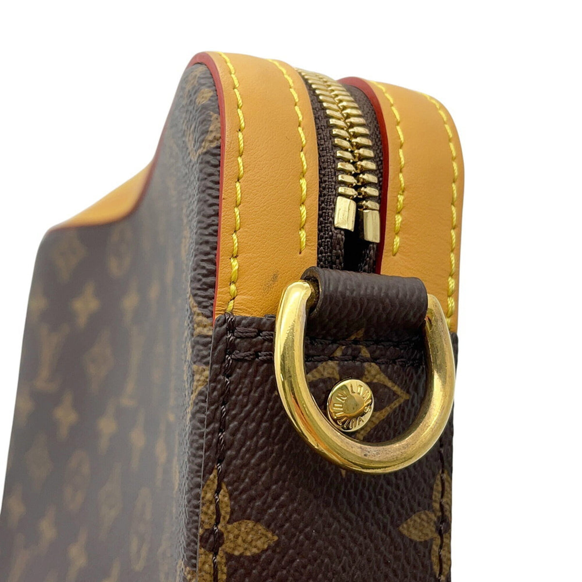 Louis Vuitton Brown Monogram Monogram Handbag Pouch Shoulder Bag (Pre-Owned)