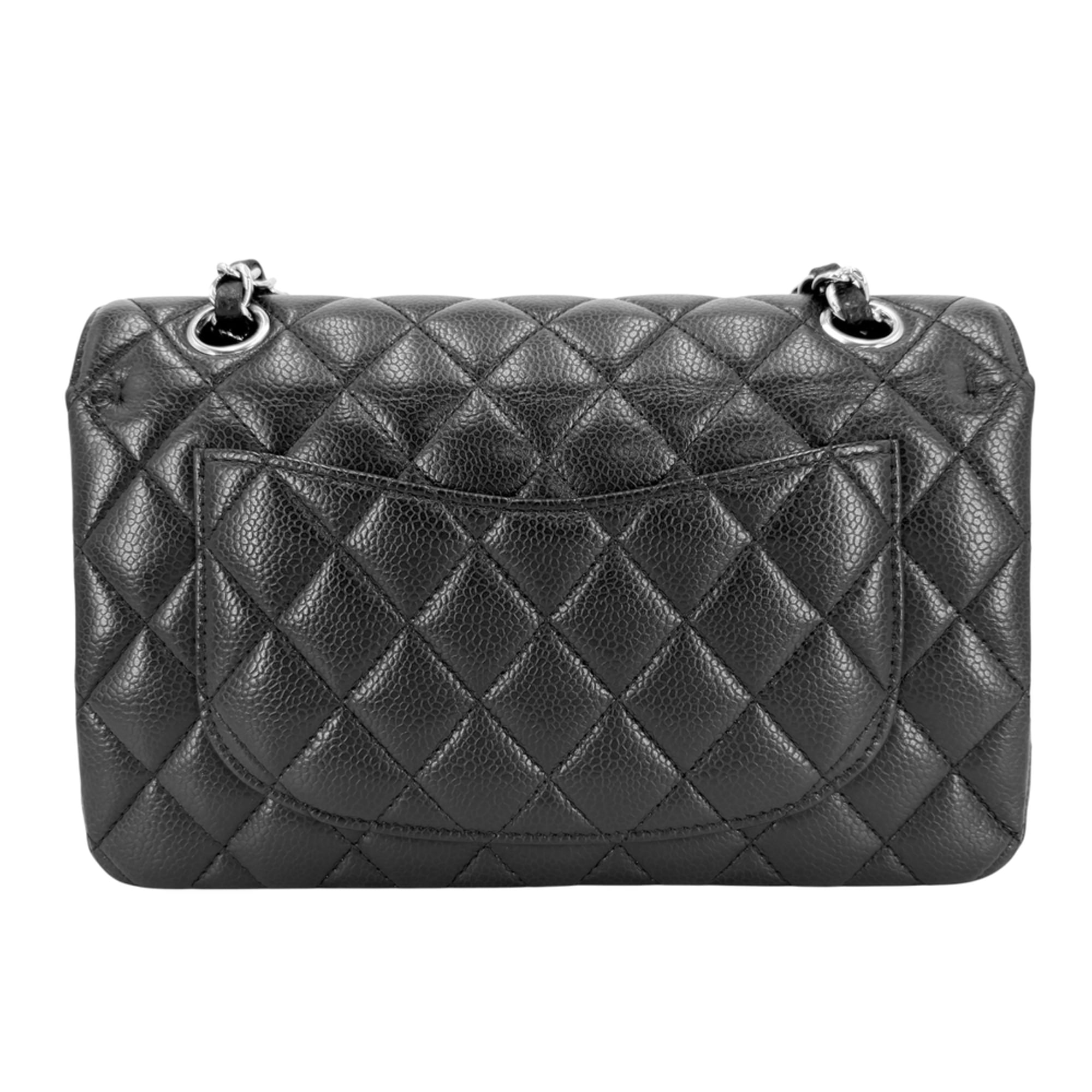 Chanel Black White Grained Calfskin Shoulder Bag (Pre-Owned)