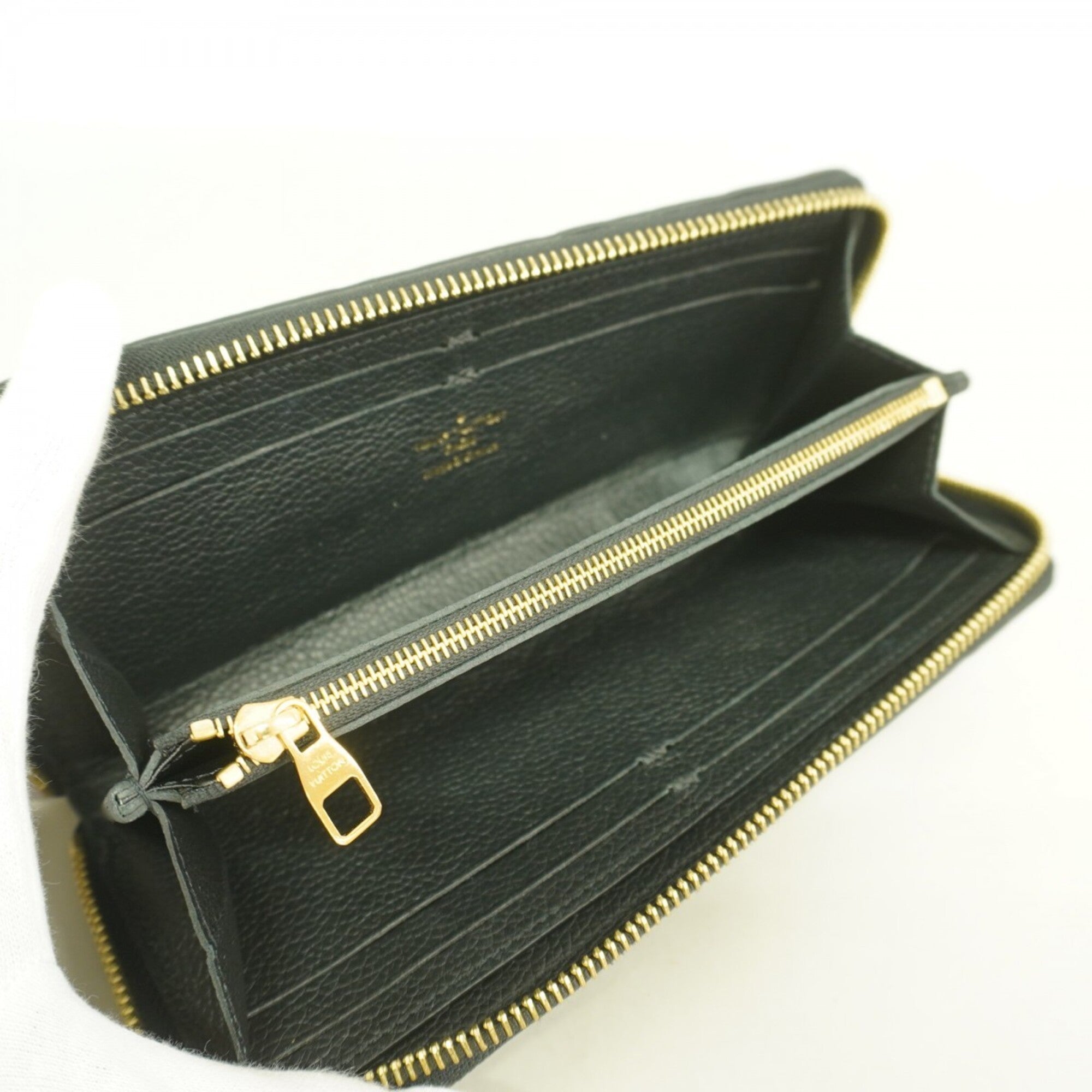 Louis Vuitton Noir Long Wallet (Bi-Fold) (Pre-Owned)