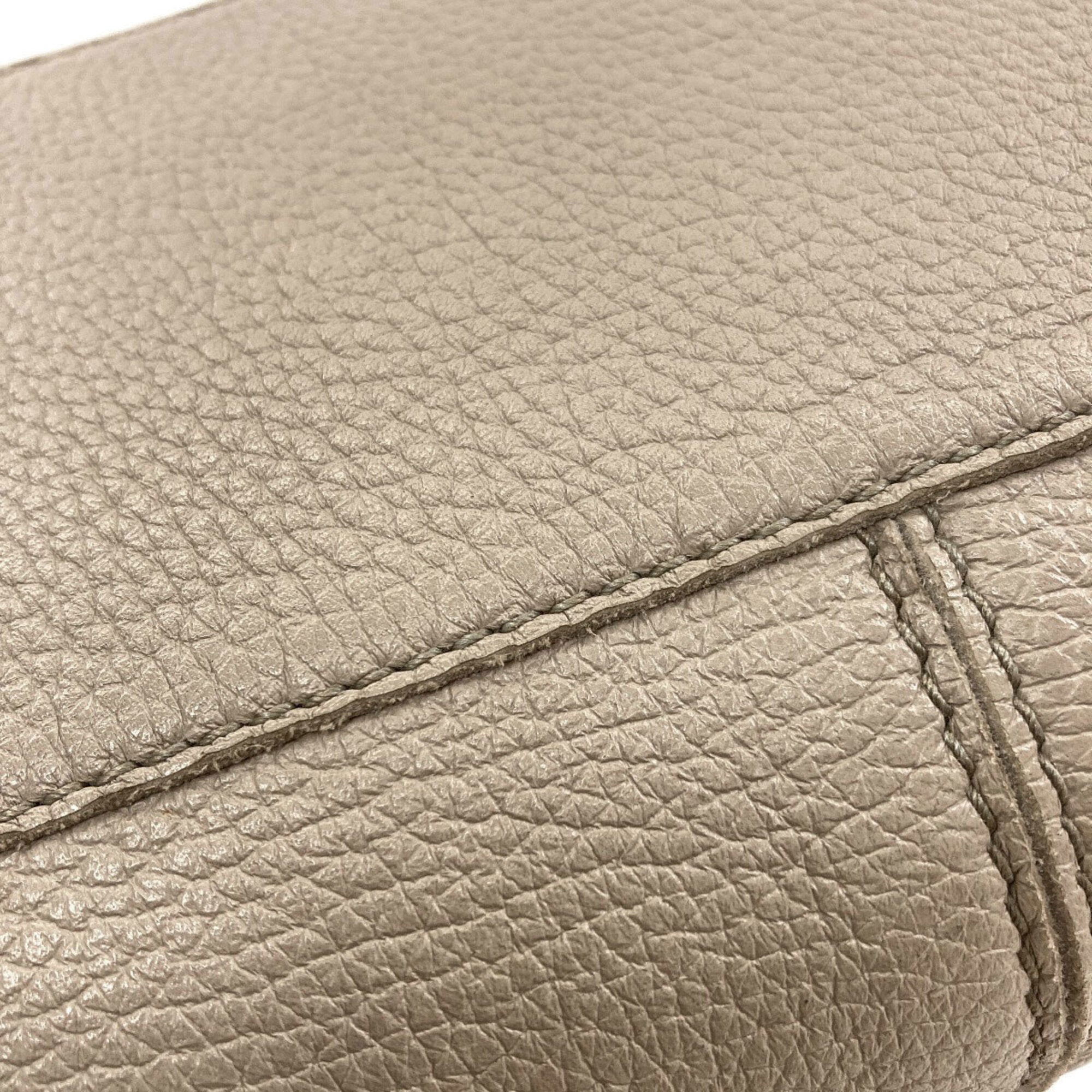 Bottega Veneta Gray Leather Handbag (Pre-Owned)
