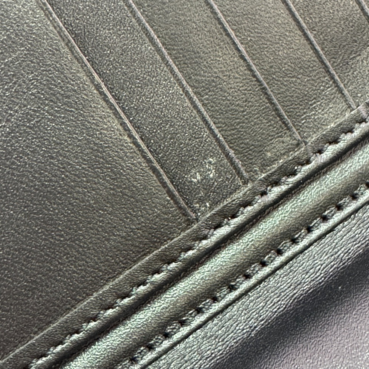Burberry Black Leather Wallet (Bi-Fold) (Pre-Owned)