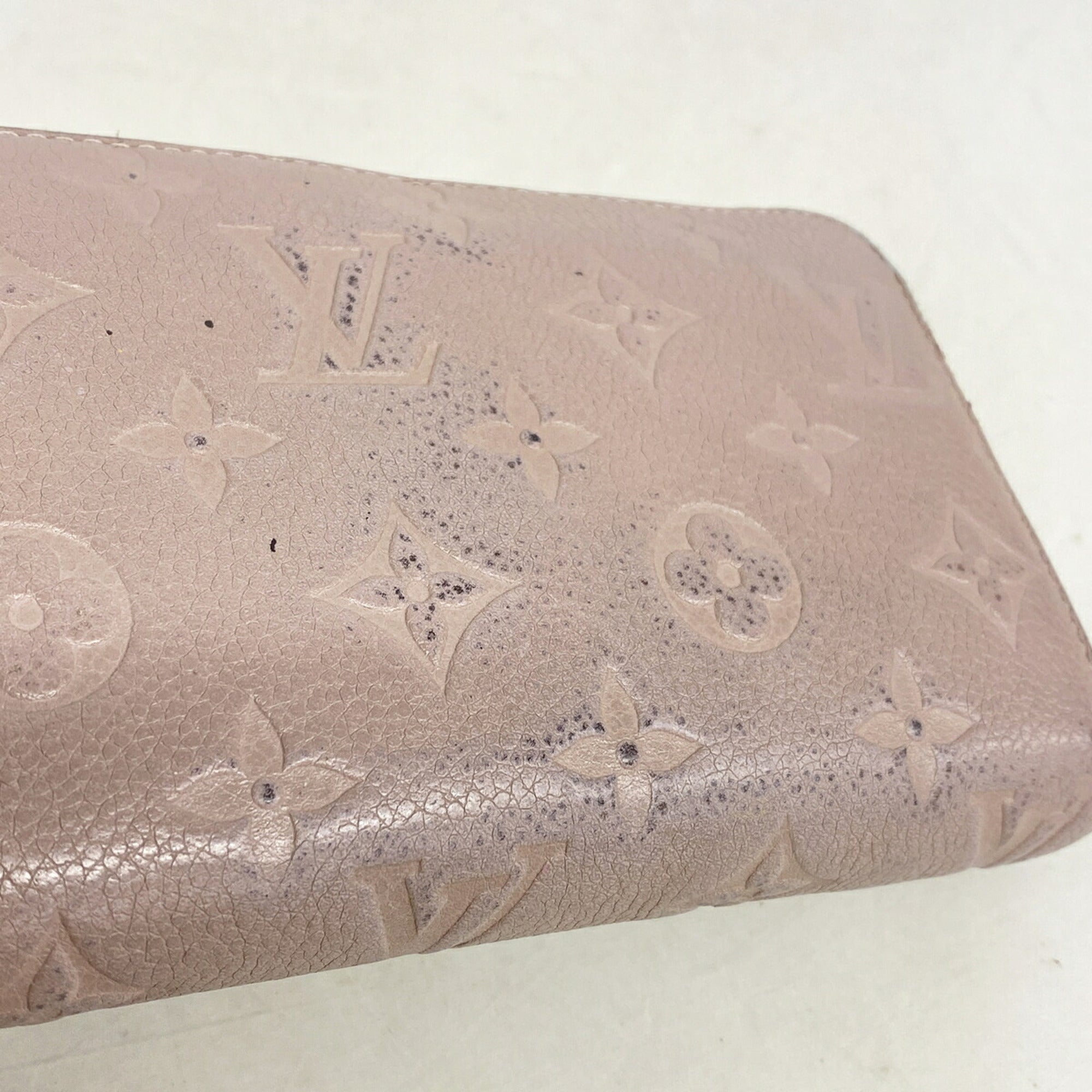 Louis Vuitton Pink Long Wallet (Bi-Fold) (Pre-Owned)