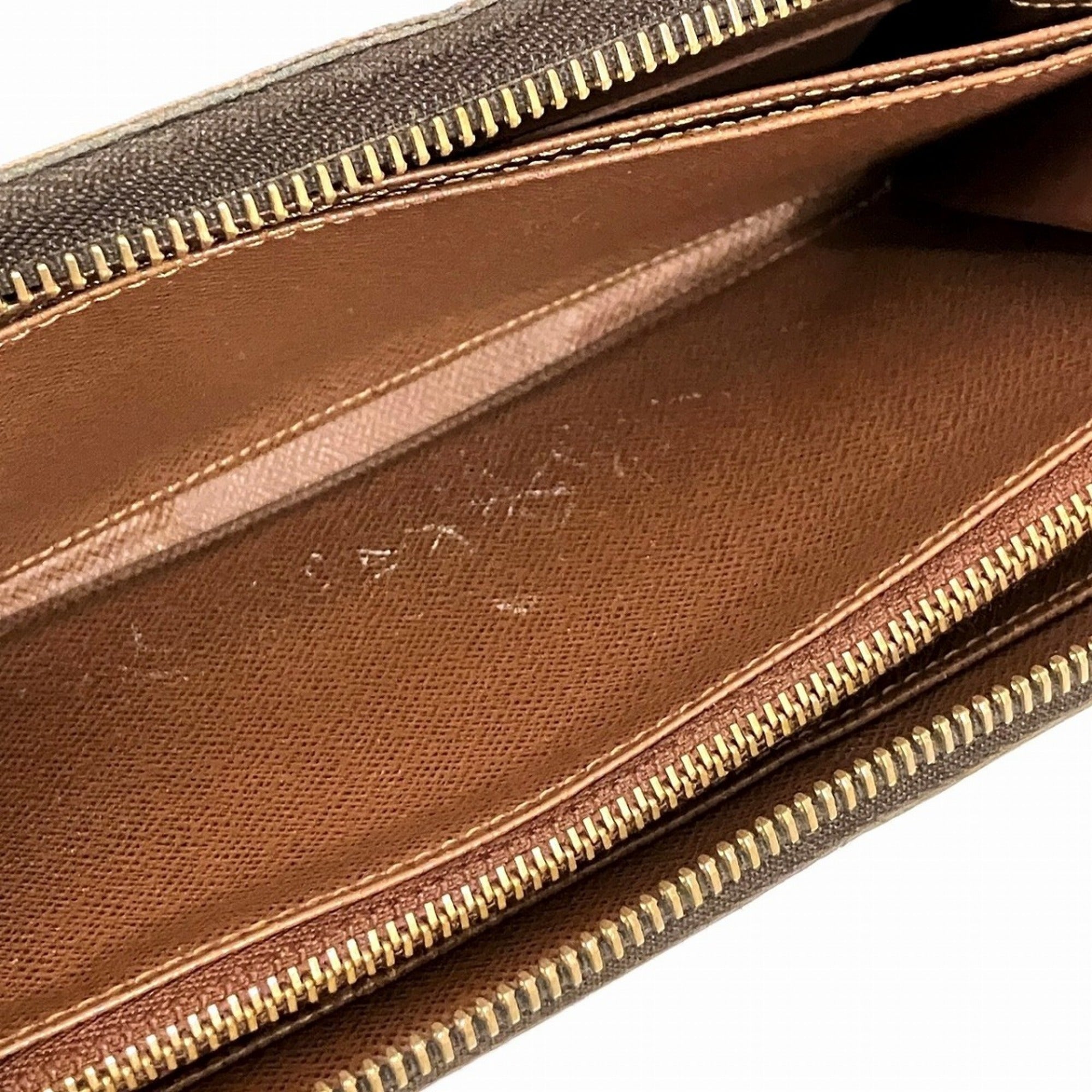 Louis Vuitton Brown Long Wallet (Bi-Fold) (Pre-Owned)