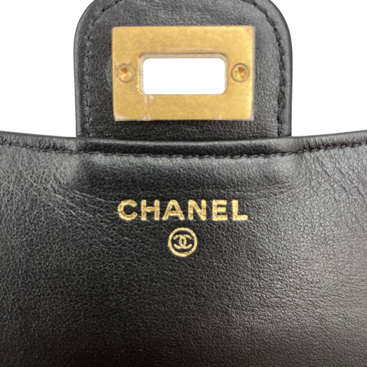 Chanel Matelasse Black Leather Chain/Shoulder Wallet (Pre-Owned)