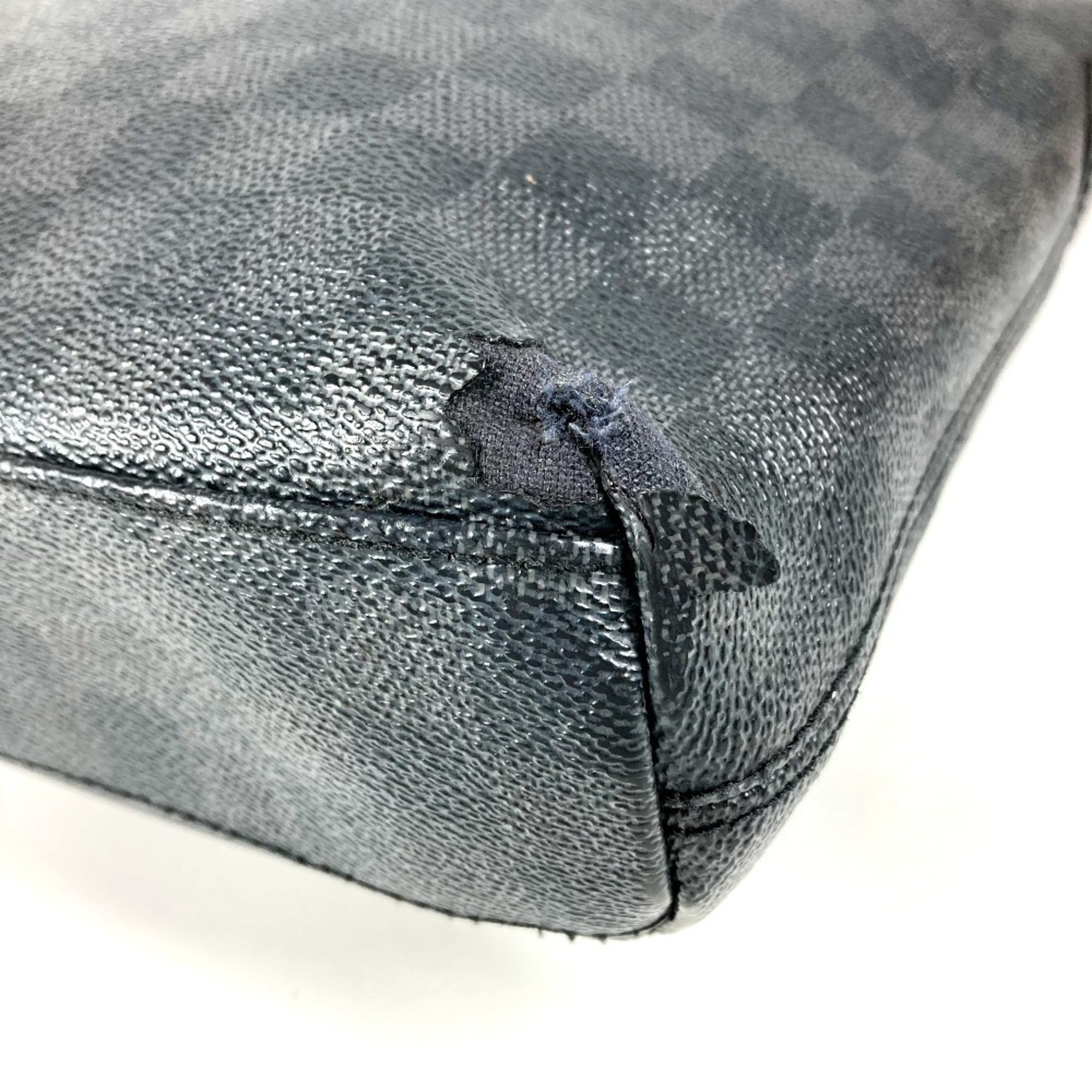 Louis Vuitton Black Damier Graphite Shoulder Bag (Pre-Owned)