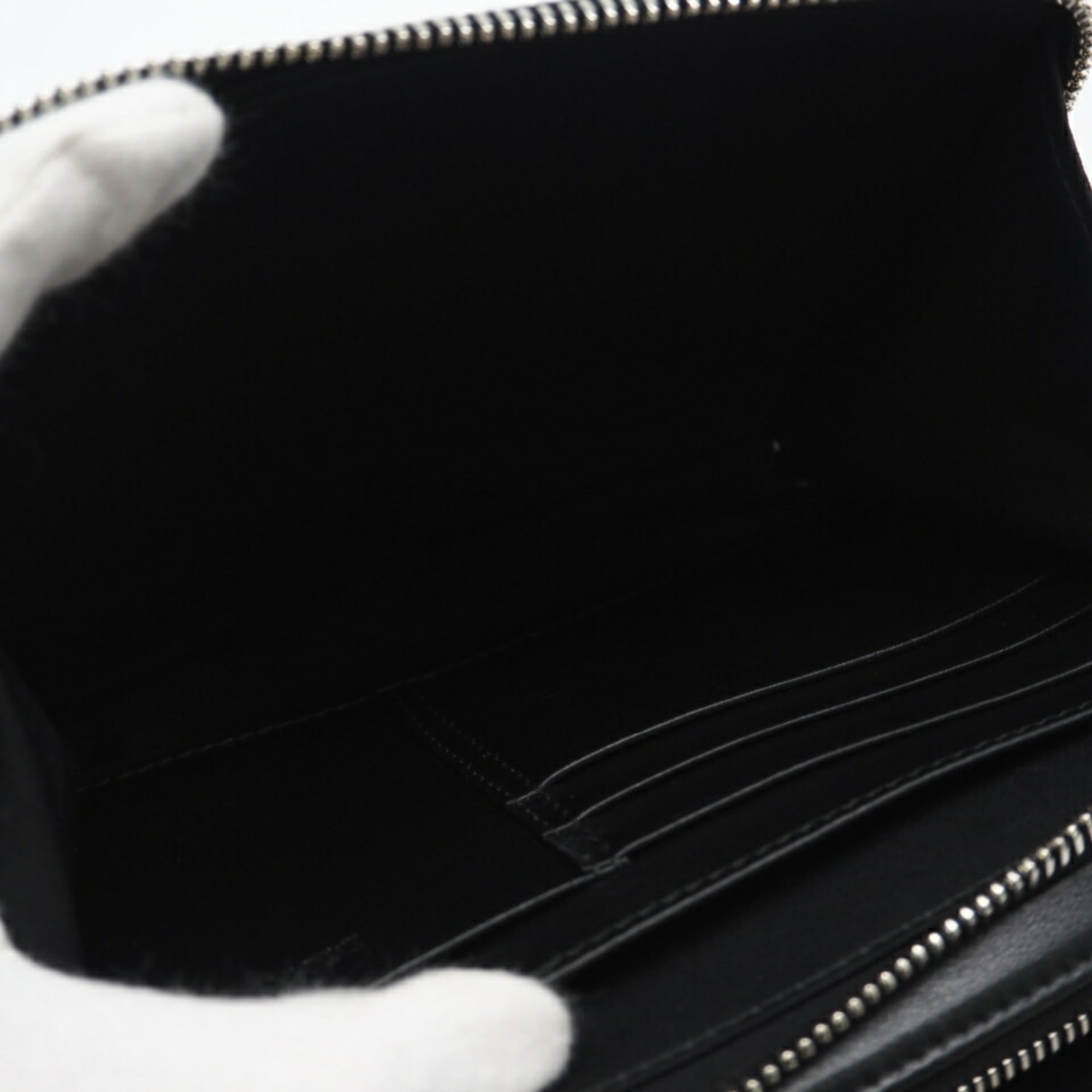 Christian Dior Black Leather Shoulder Bag (Pre-Owned)