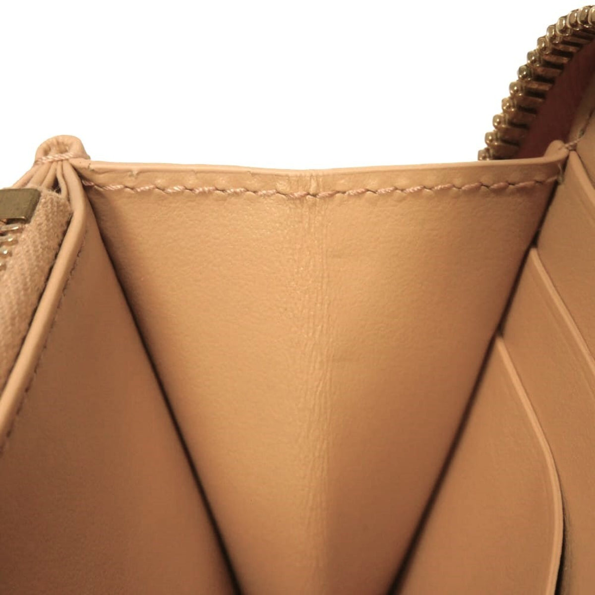Bottega Veneta Beige Leather Long Wallet (Bi-Fold) (Pre-Owned)
