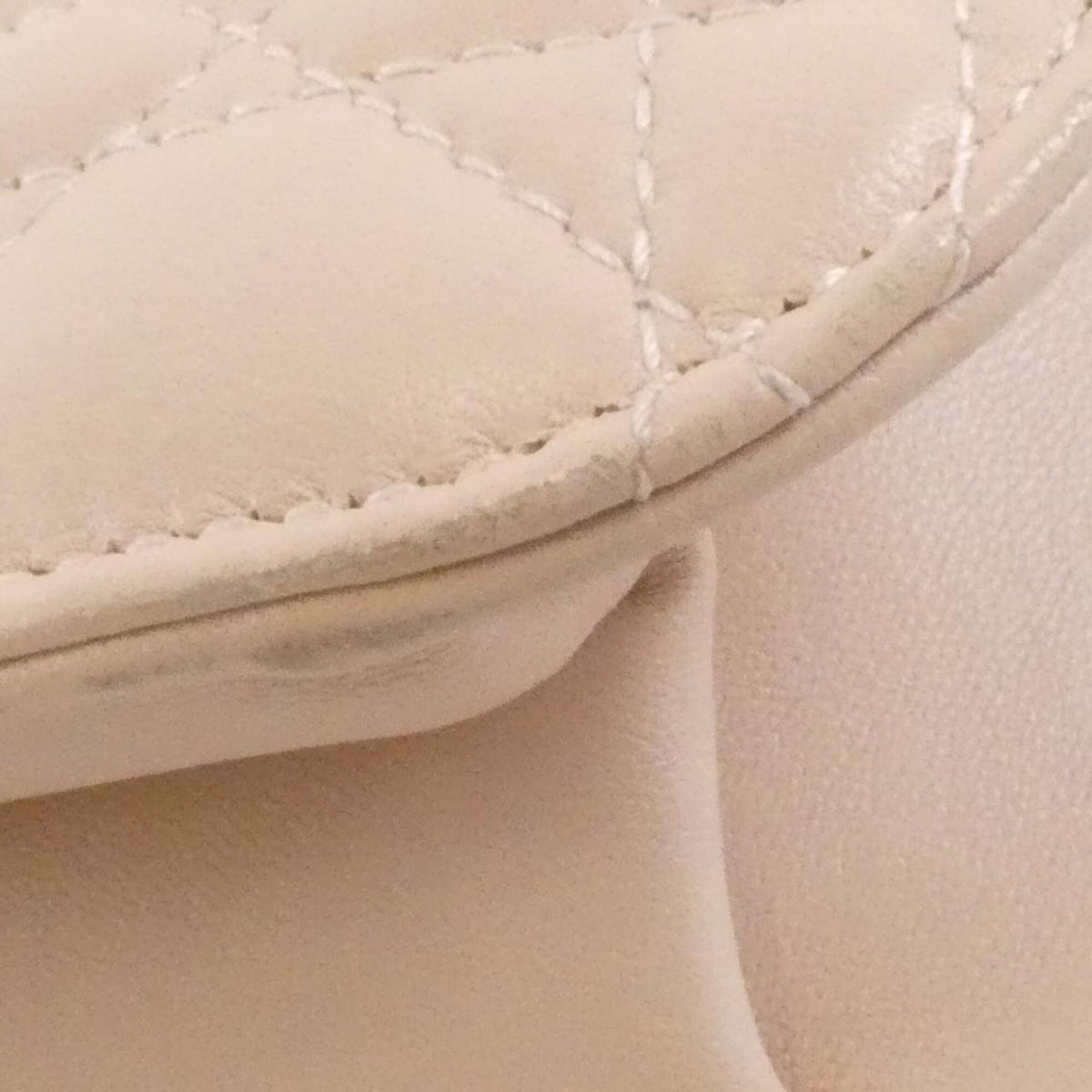 Christian Dior Light Pink Leather Handbag (Pre-Owned)