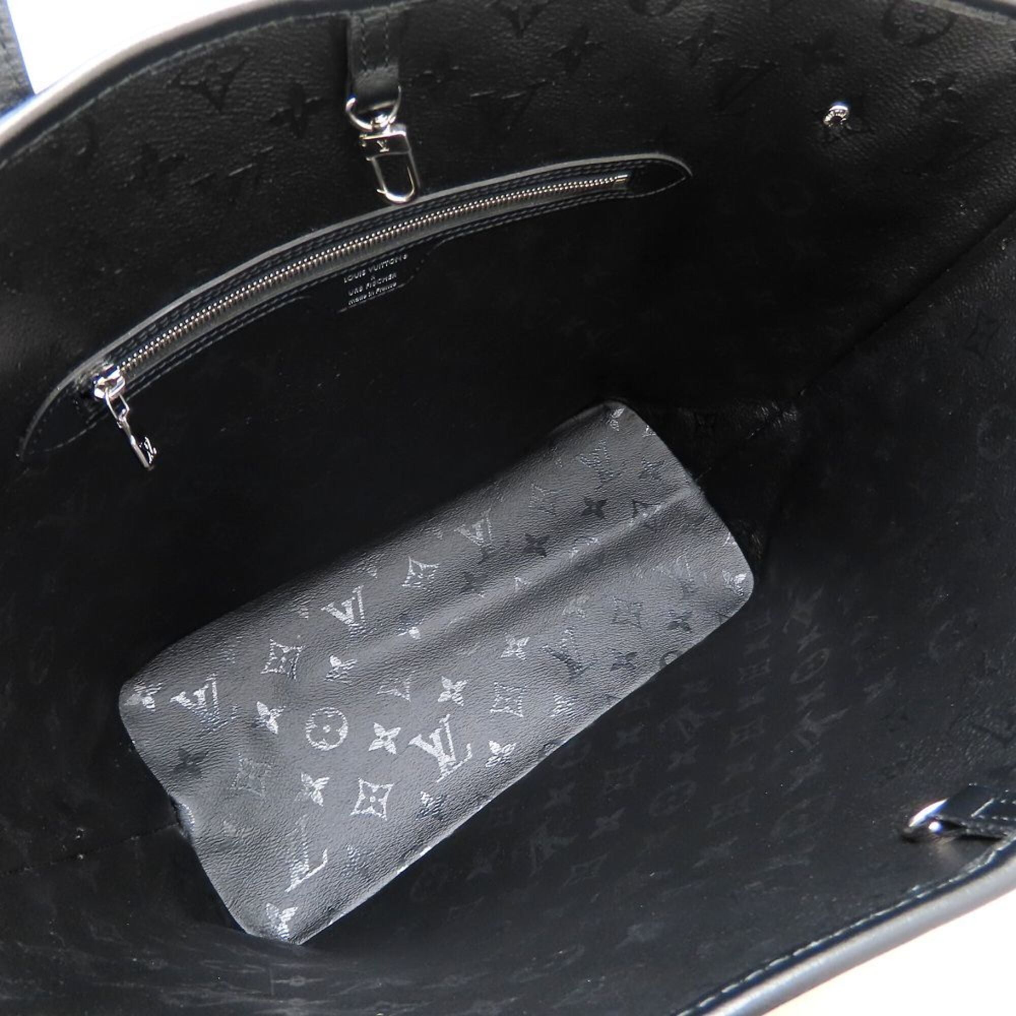 Louis Vuitton Black White Coated Canvas Monogram Pouch Tote Bag (Pre-Owned)