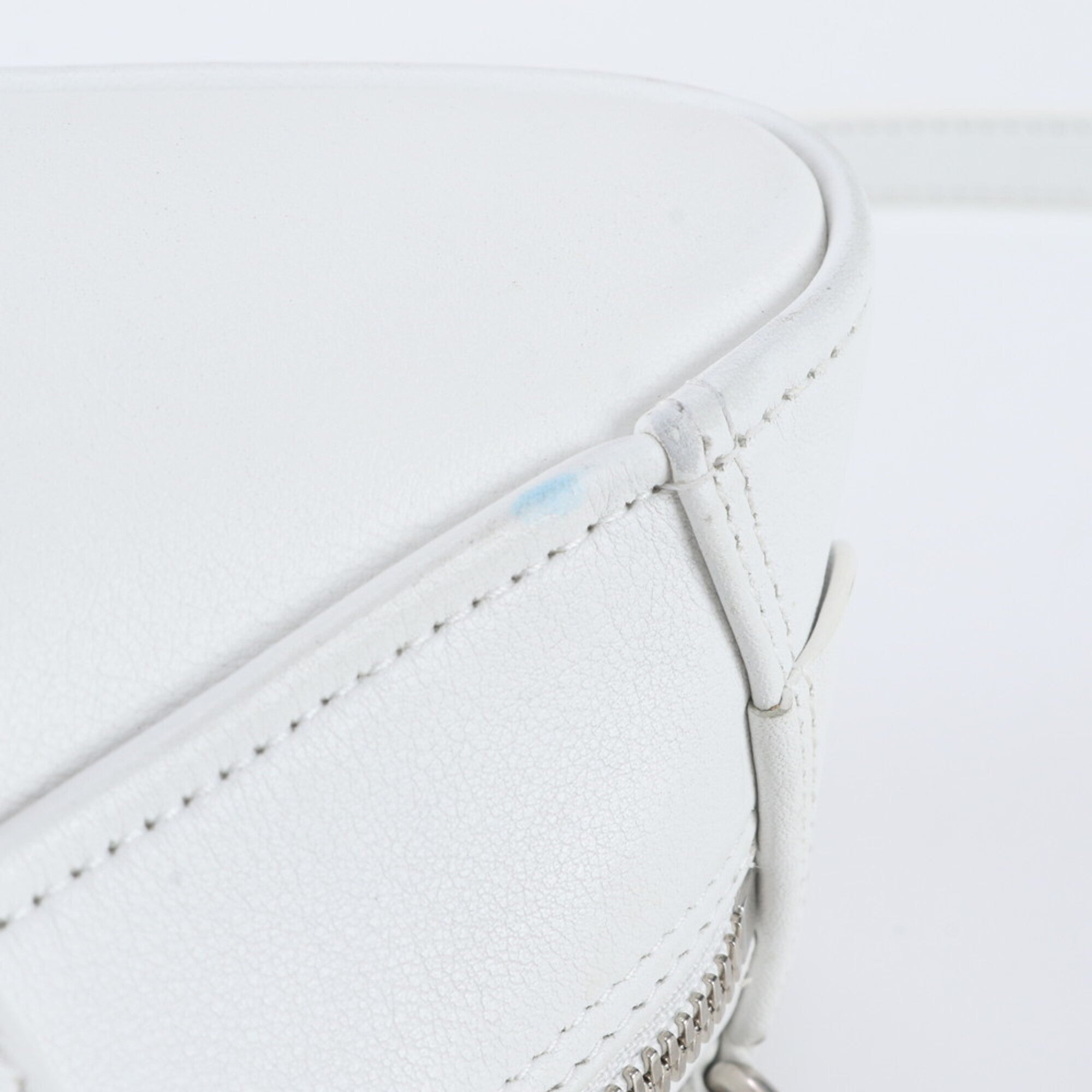 Balenciaga White Leather Handbag Shoulder Bag (Pre-Owned)