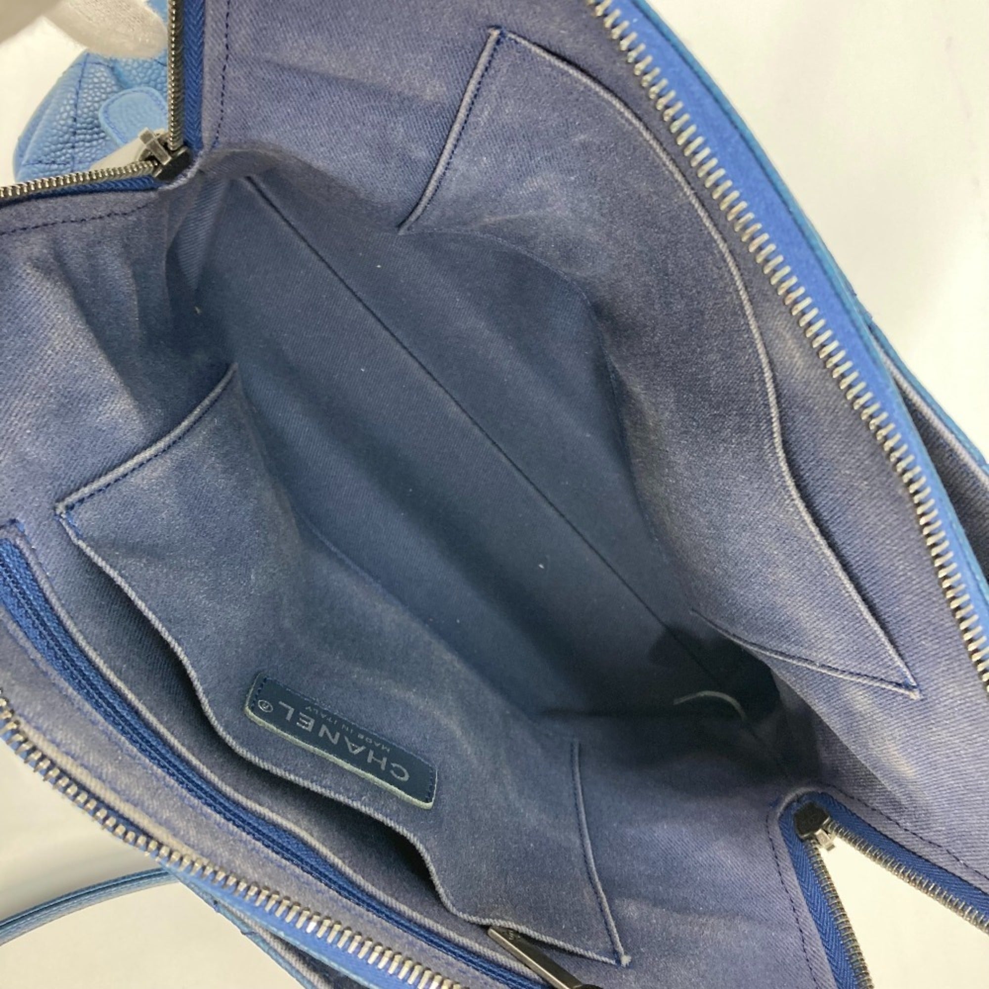 Chanel Blue Caviar Leather Handbag Shoulder Bag Tote Bag (Pre-Owned)