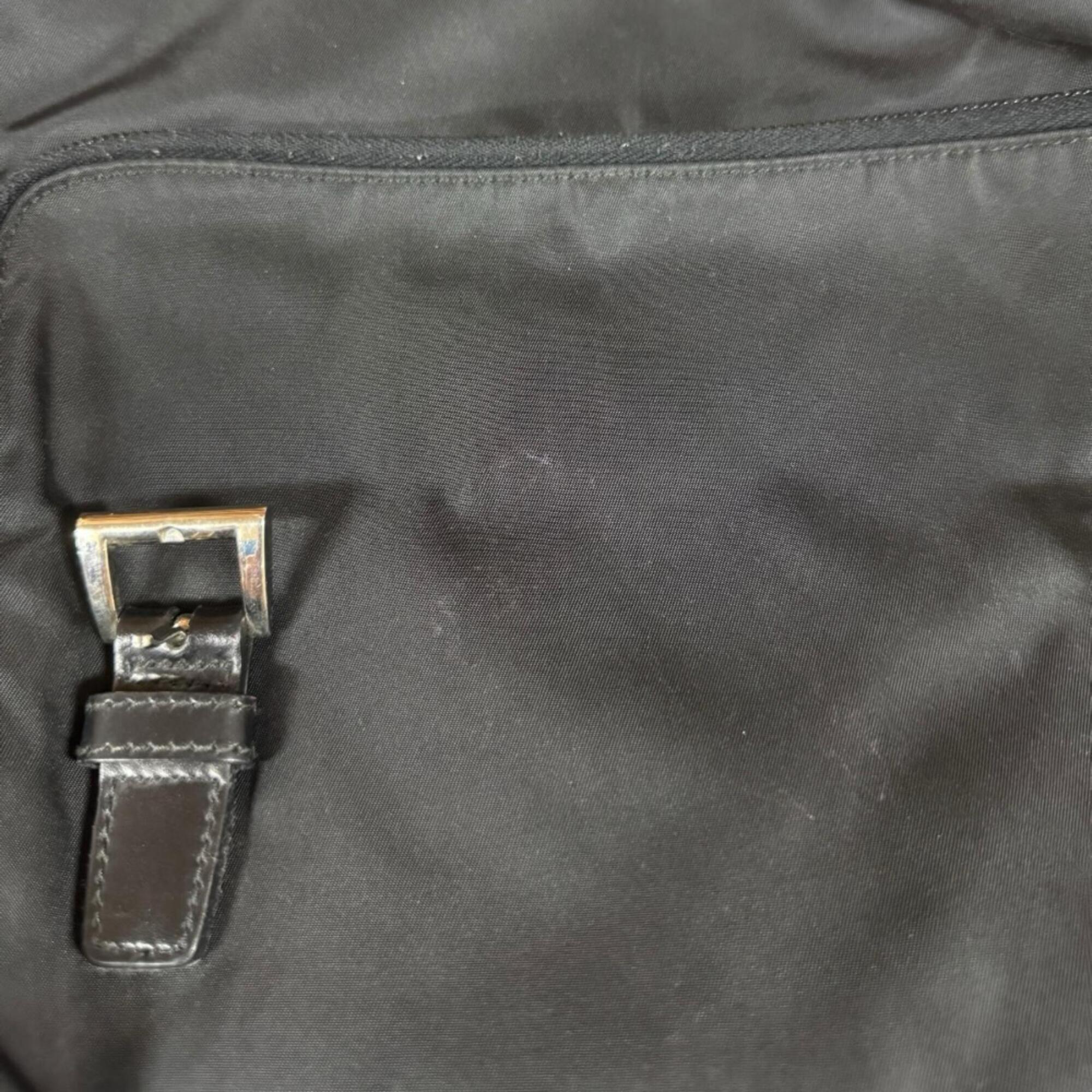 Prada Black Nylon Leather Shoulder Bag (Pre-Owned)
