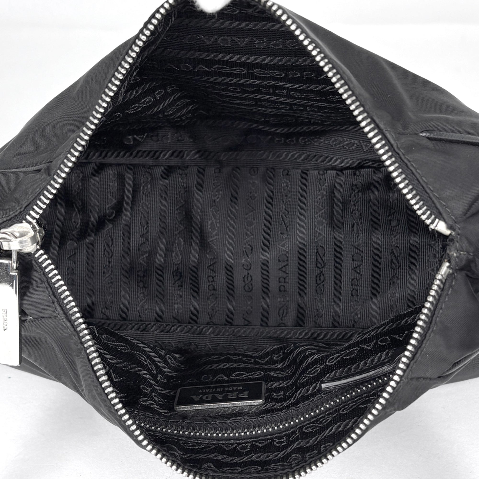 Prada Black Tessuto Leather Shoulder Bag (Pre-Owned)