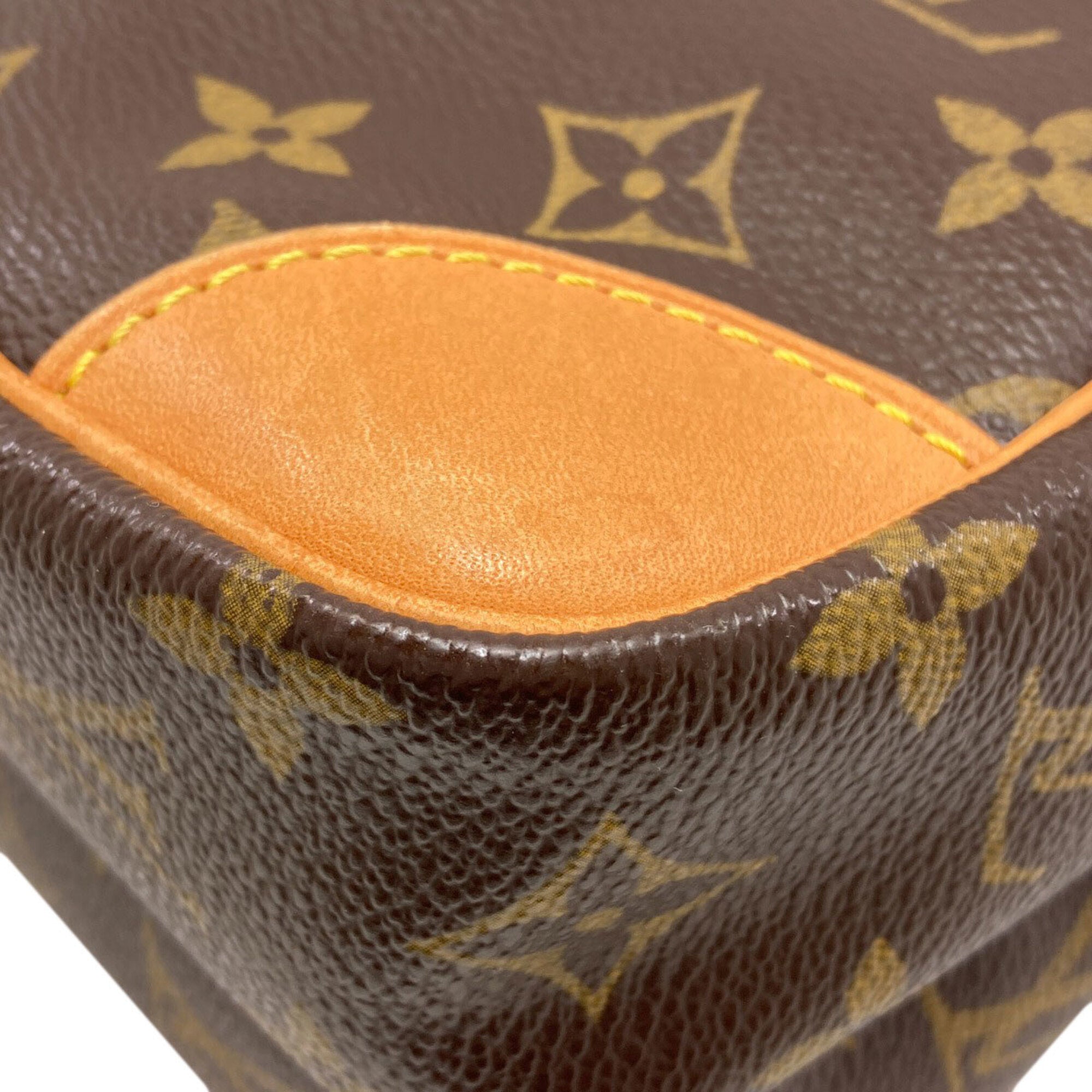 Louis Vuitton Monogram Monogram Shoulder Bag (Pre-Owned)