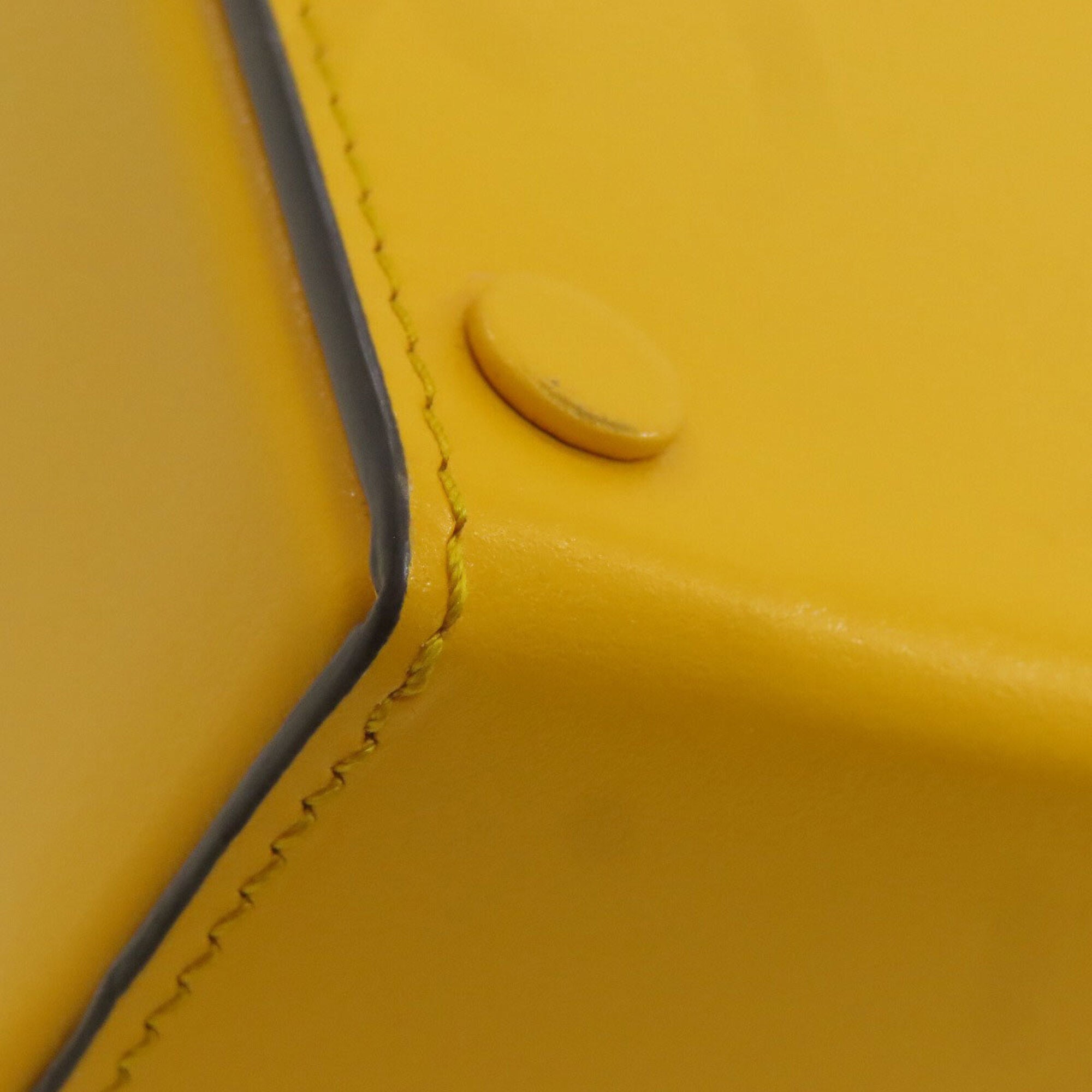 Gucci Horsebit Yellow Leather Shoulder Bag (Pre-Owned)
