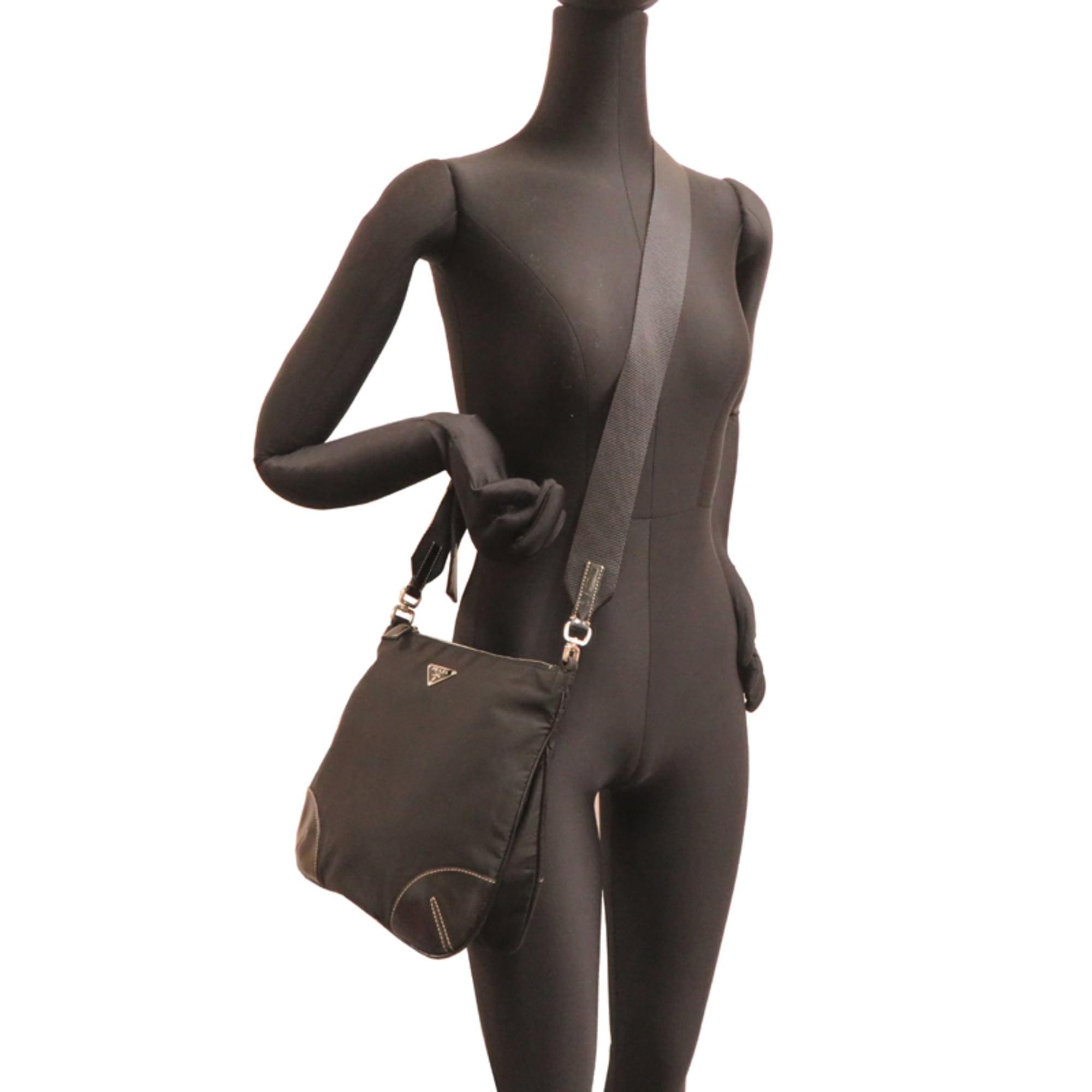 Prada Black Nylon Leather Shoulder Bag (Pre-Owned)
