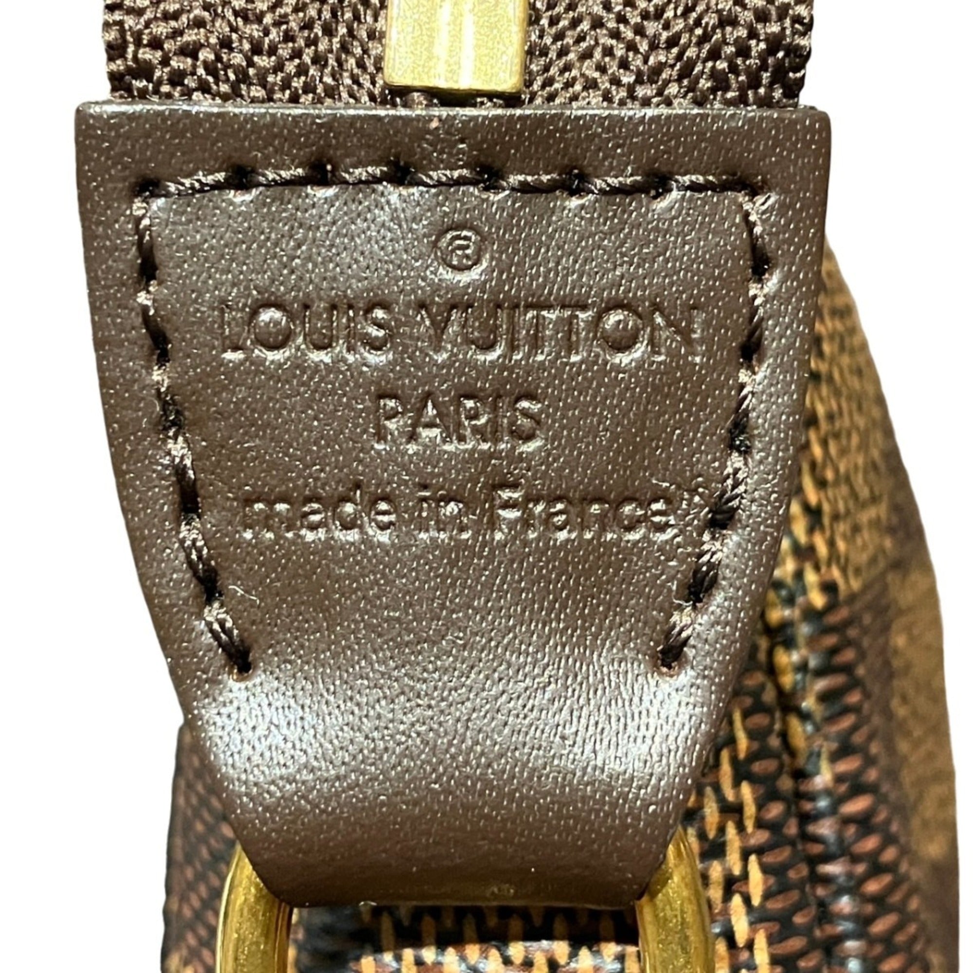 Louis Vuitton Damier Canvas Pochette (Pre-Owned)
