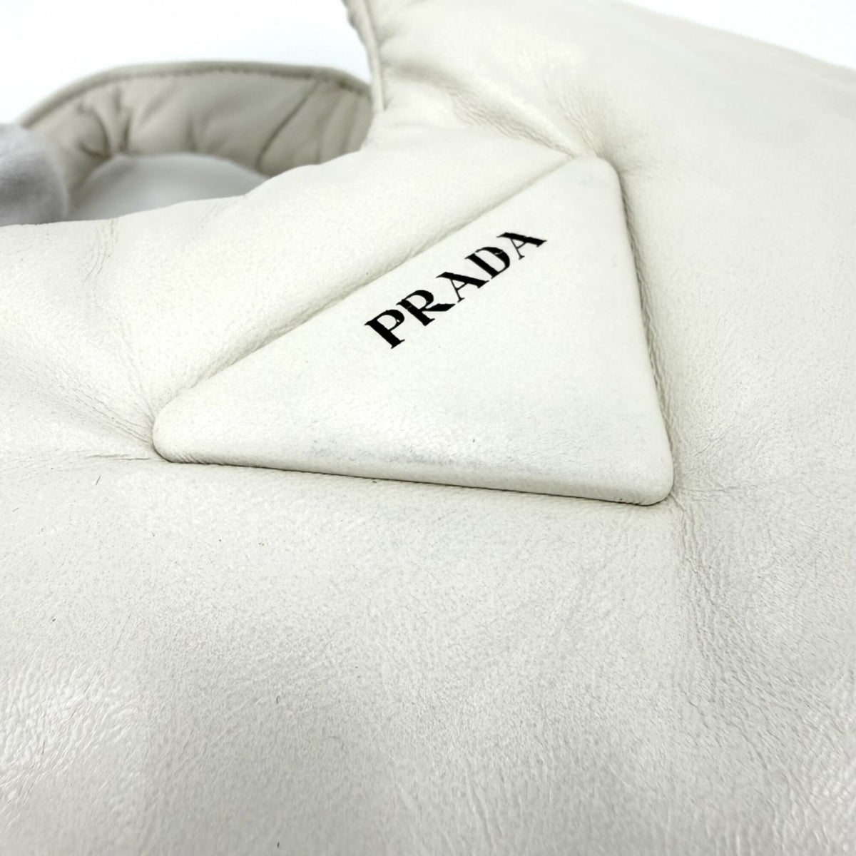 Prada White Leather Handbag (Pre-Owned)