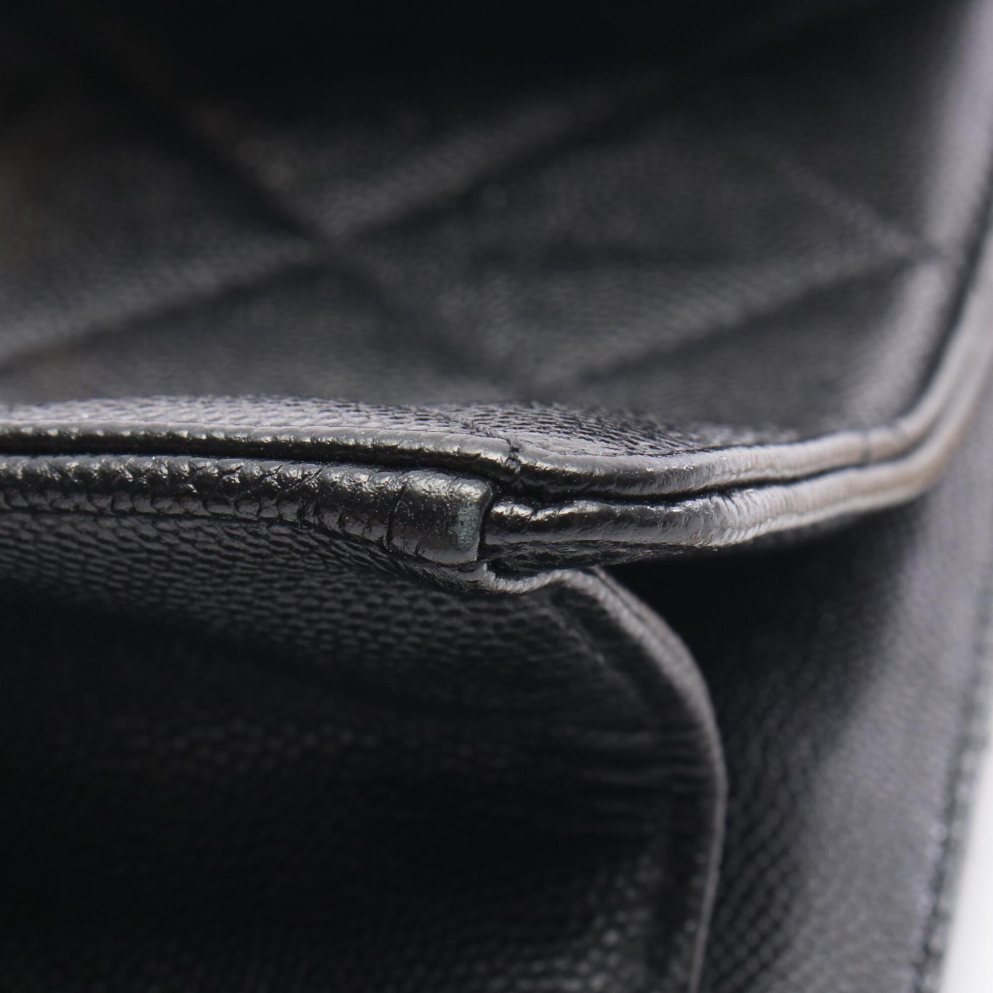 Chanel Matelasse Black Grained Calfskin Backpack Handbag (Pre-Owned)