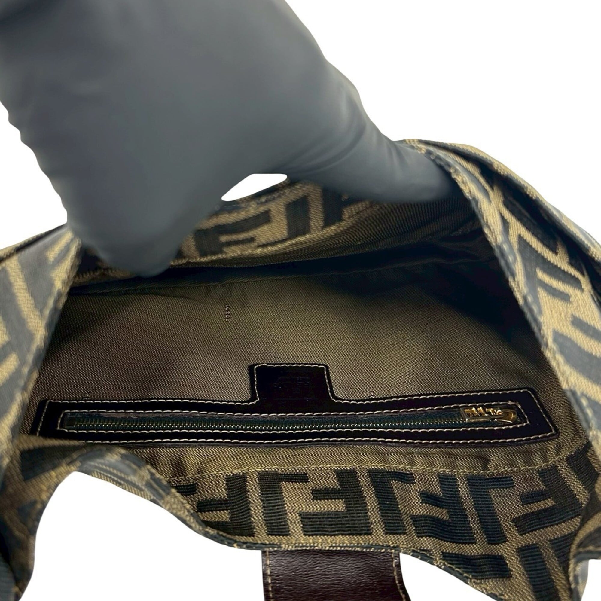 Fendi Black Brown Canvas Leather Shoulder Bag (Pre-Owned)