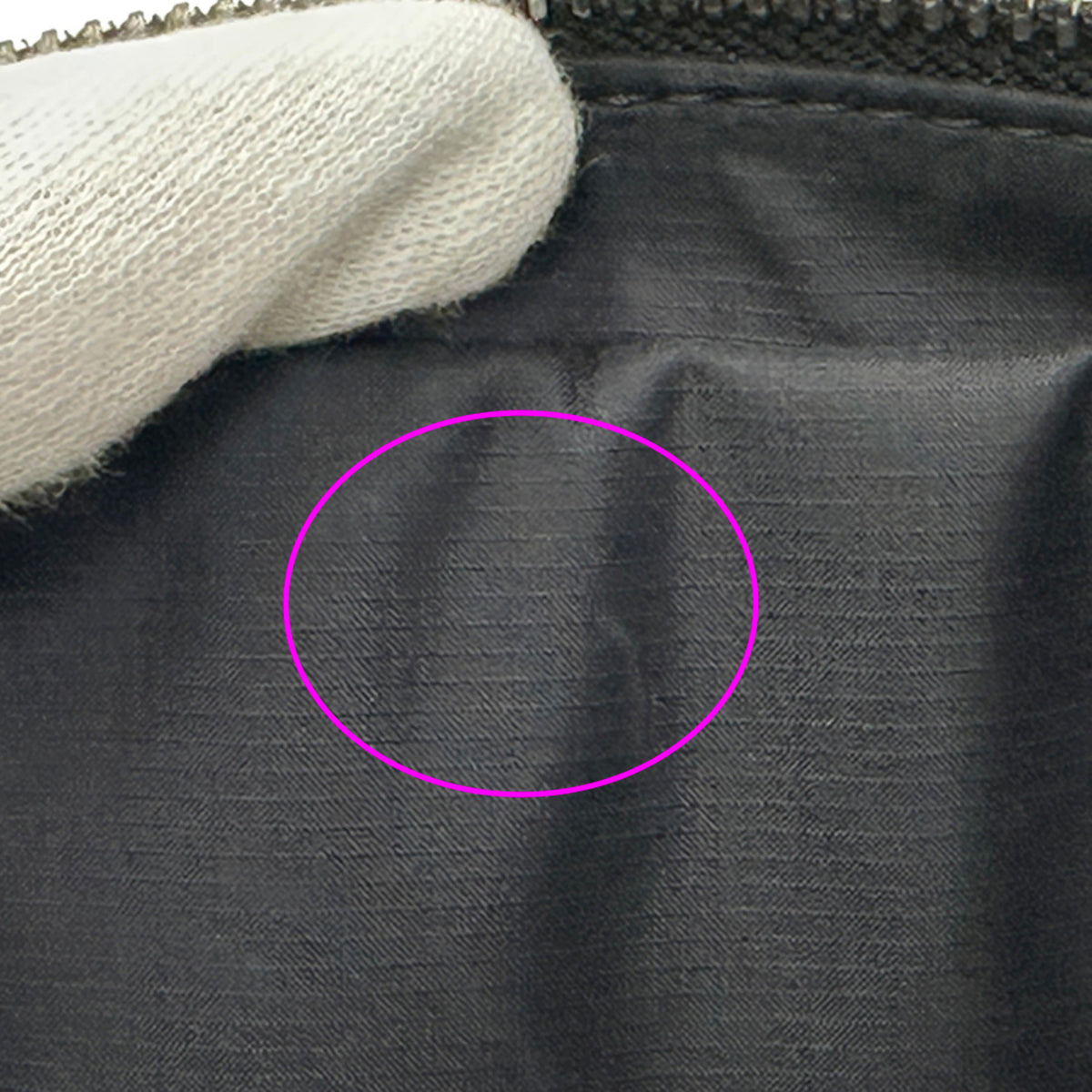 Burberry Black Nylon Handbag Sling Bag (Pre-Owned)