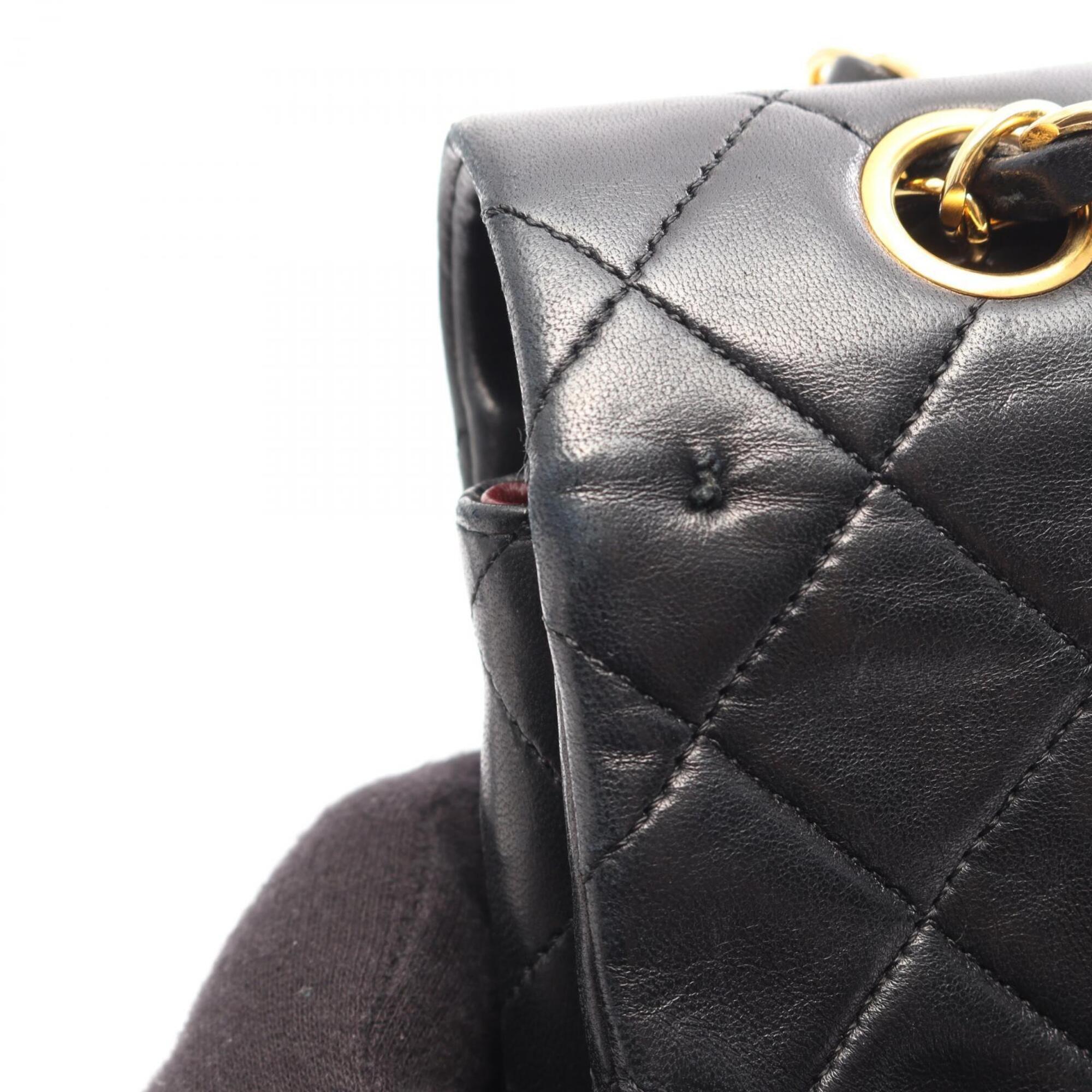 Chanel Black Leather Handbag Shoulder Bag (Pre-Owned)