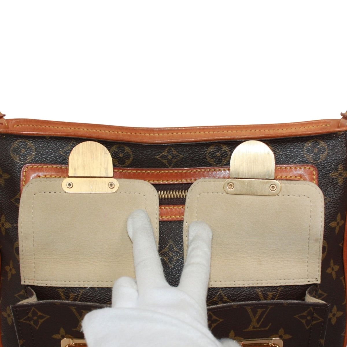 Louis Vuitton Brown Monogram Monogram Shoulder Bag (Pre-Owned)