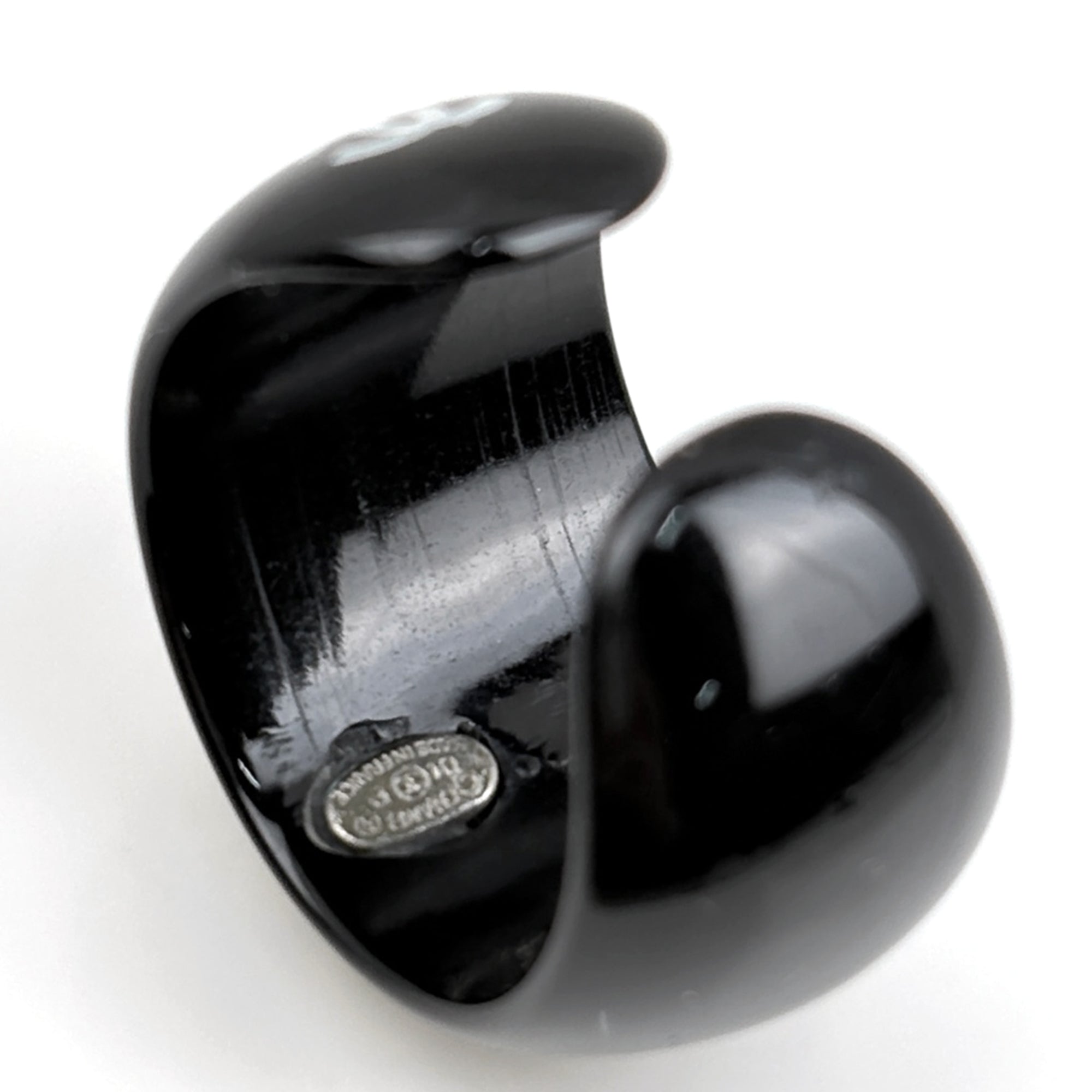 Chanel Black Plastic Band Ring (Pre-Owned)
