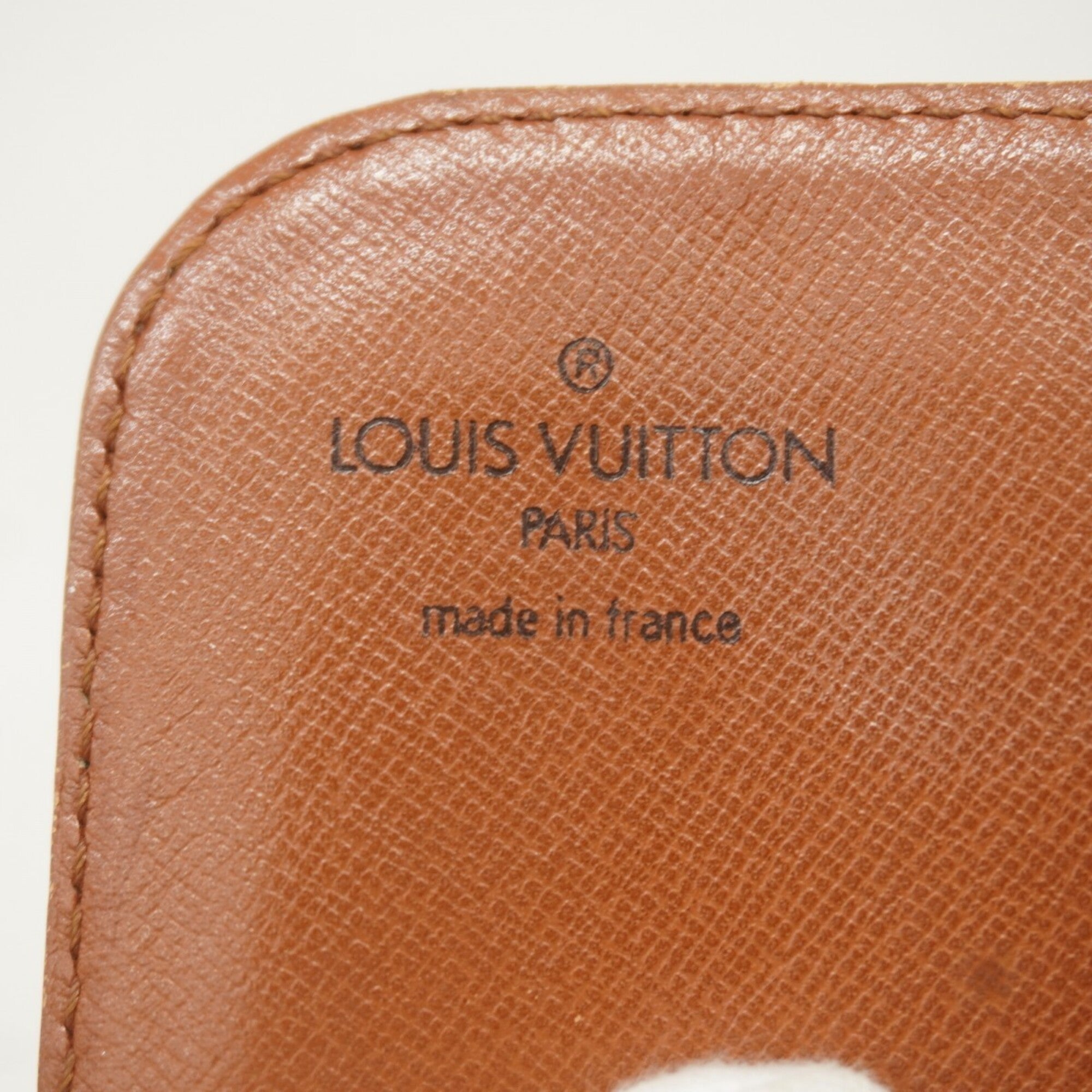 Louis Vuitton Brown Shoulder Bag (Pre-Owned)