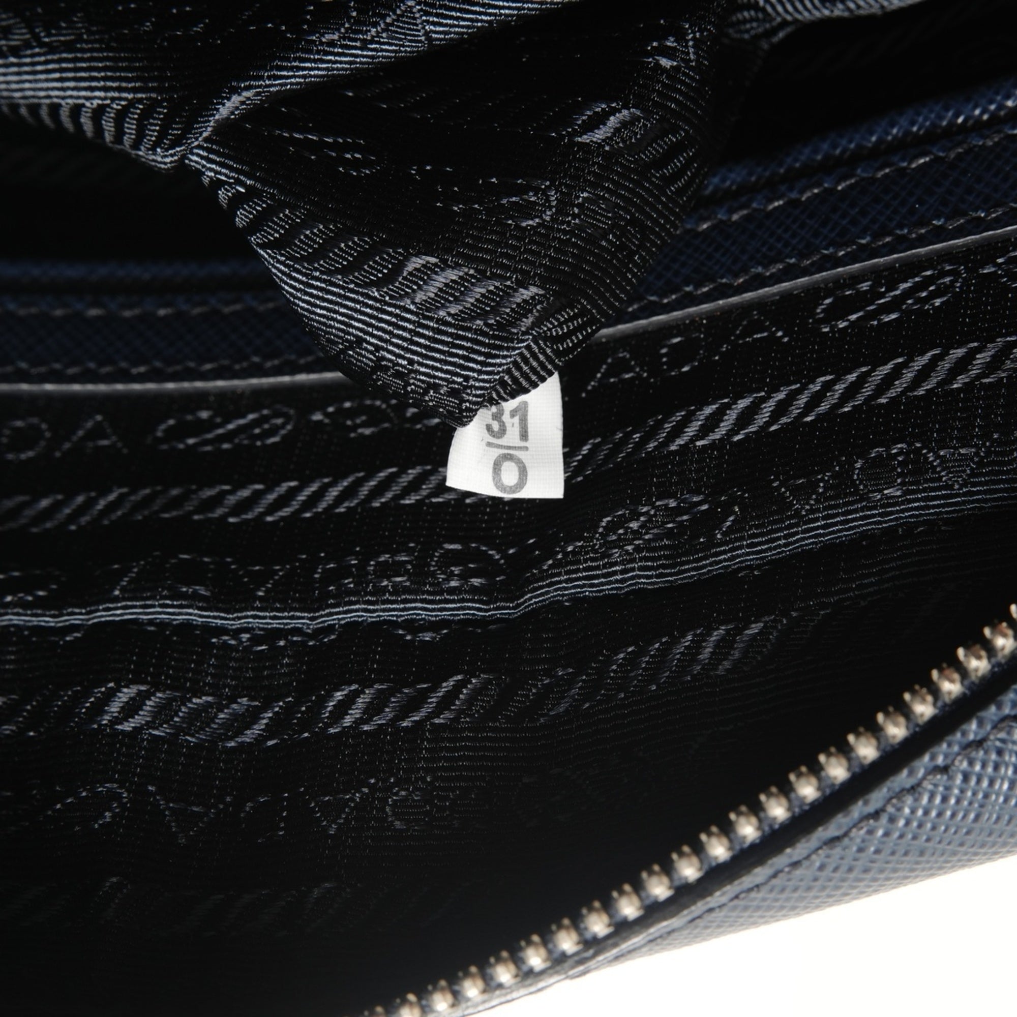 Prada Saffiano Navy Handbag (Pre-Owned)