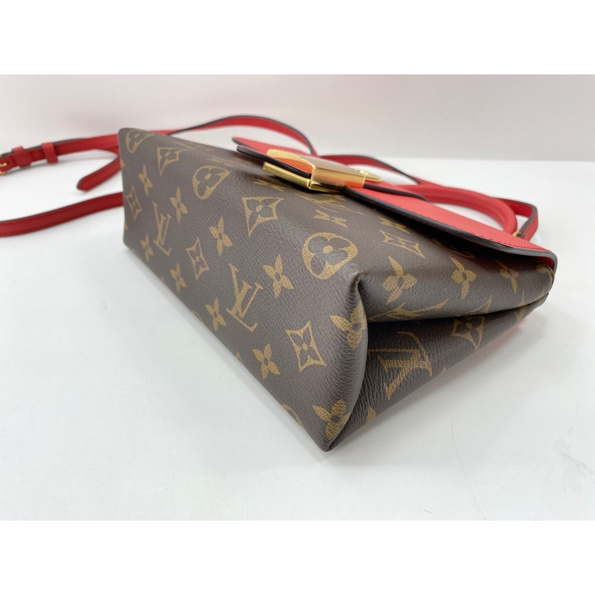 Louis Vuitton Brown Handbag (Pre-Owned)