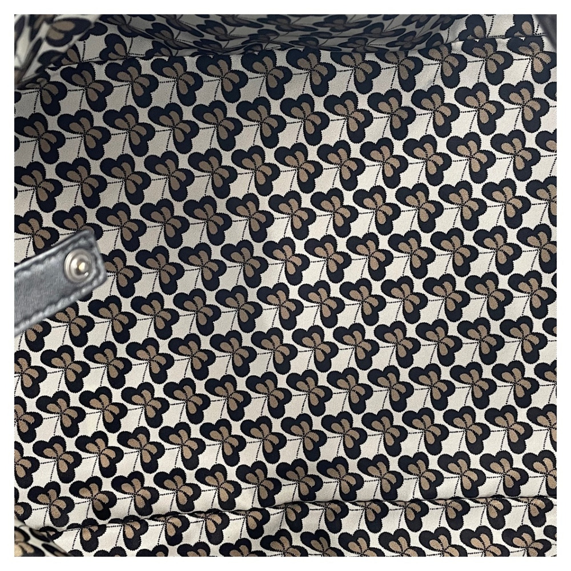 Bottega Veneta Black Intrecciato Tote Bag (Pre-Owned)