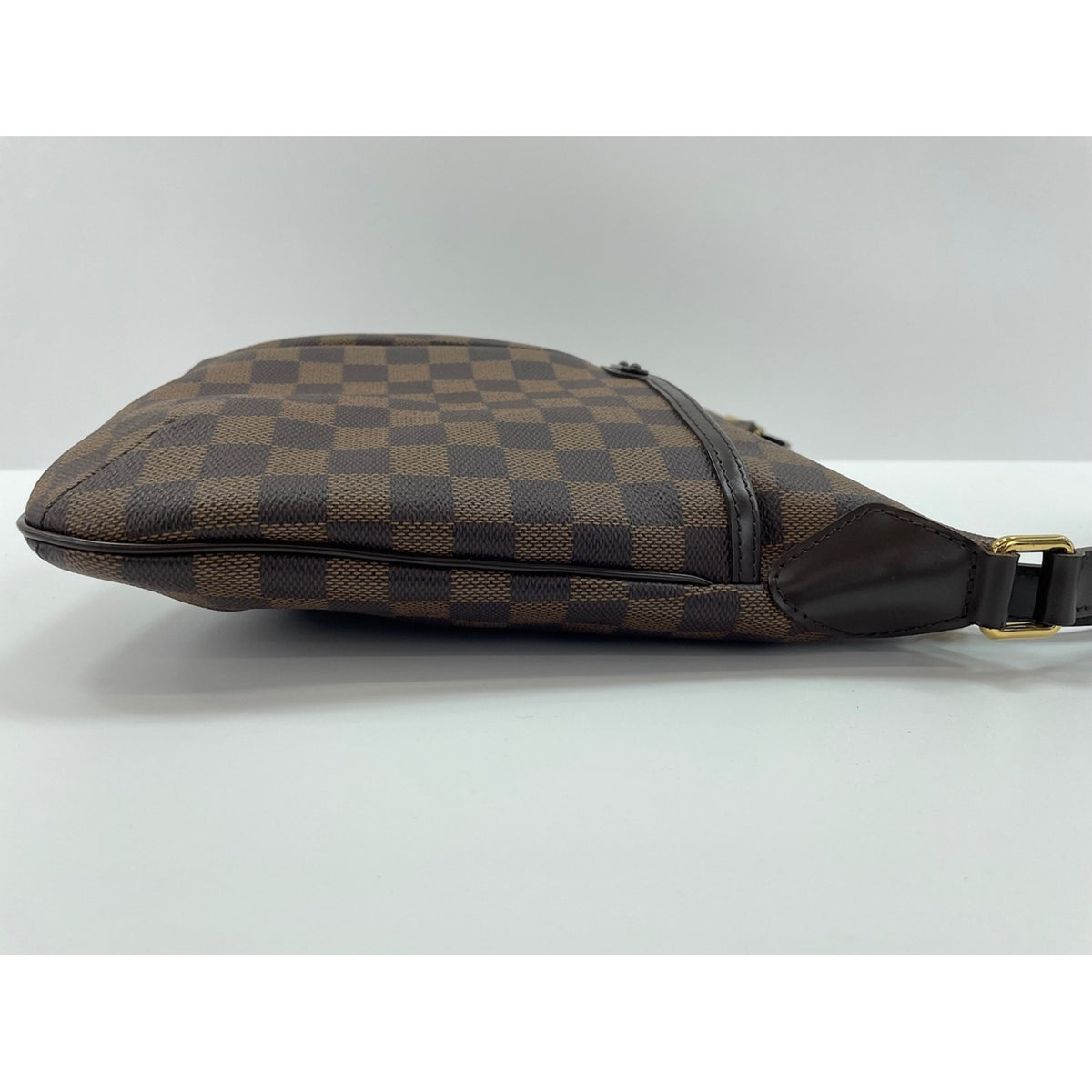Louis Vuitton Brown Shoulder Bag (Pre-Owned)