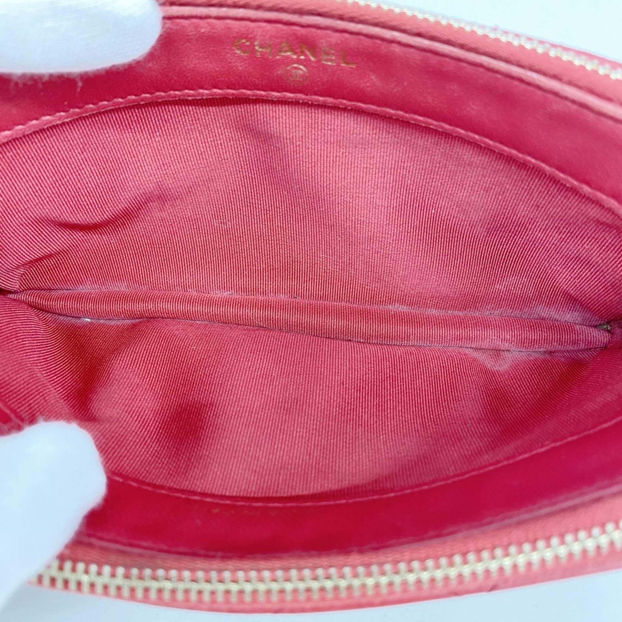 Chanel Red Color Leather Shoulder Bag (Pre-Owned)