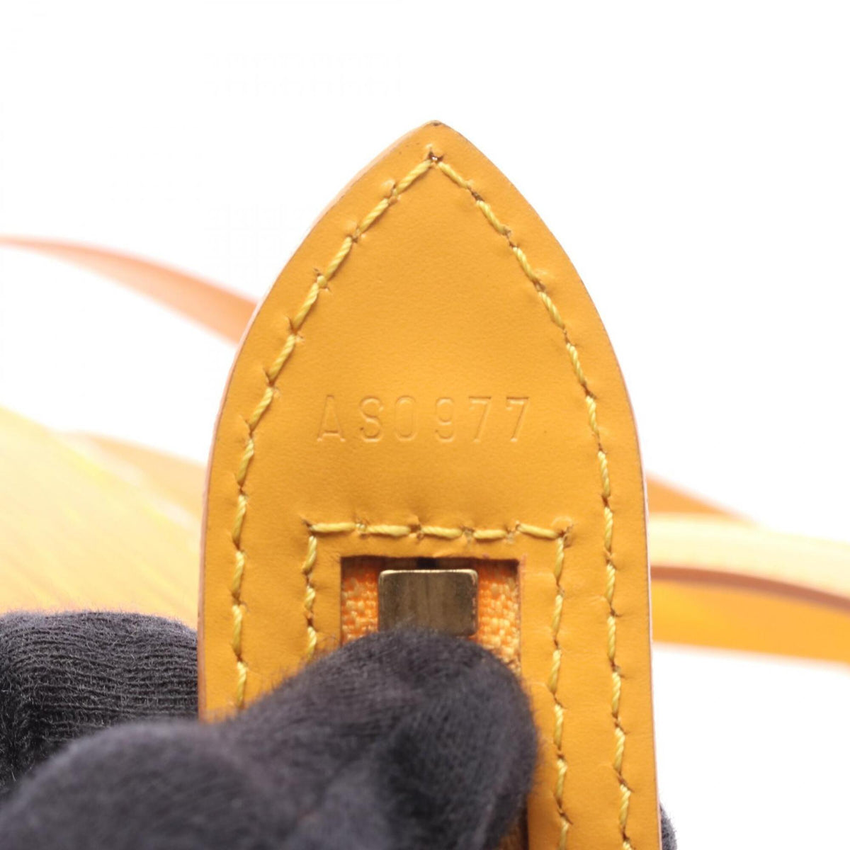Louis Vuitton Yellow Leather Handbag Shoulder Bag (Pre-Owned)