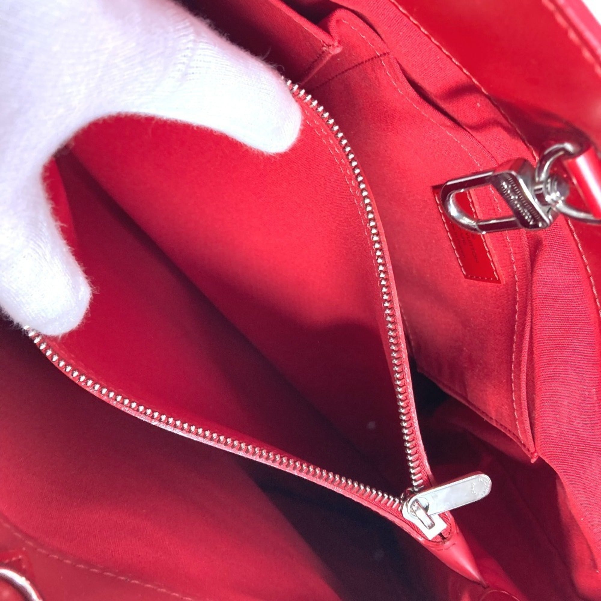 Louis Vuitton Red Color Epi Leather Handbag Shoulder Bag Tote Bag (Pre-Owned)