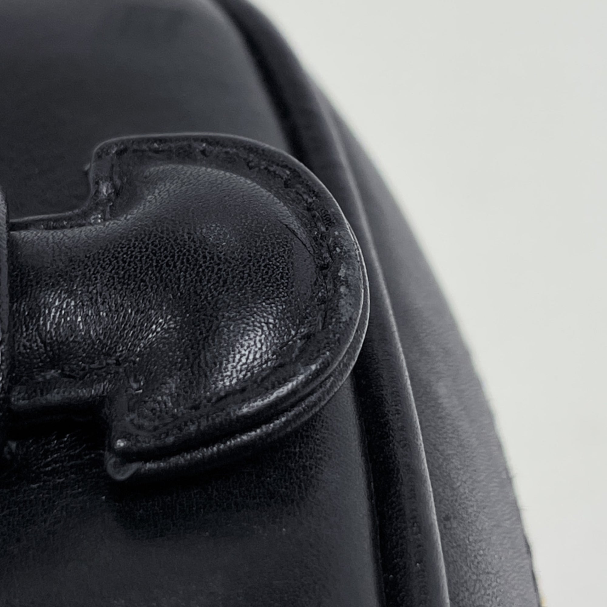 Chanel Black Leather Pouch Vanity Bag (Pre-Owned)