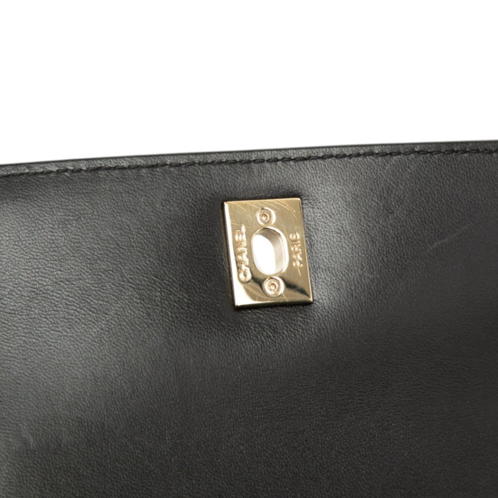 Chanel Black Leather Handbag Shoulder Bag (Pre-Owned)