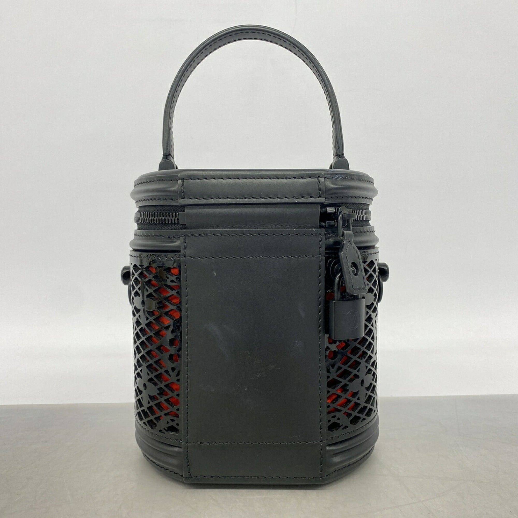 Louis Vuitton Black Handbag (Pre-Owned)