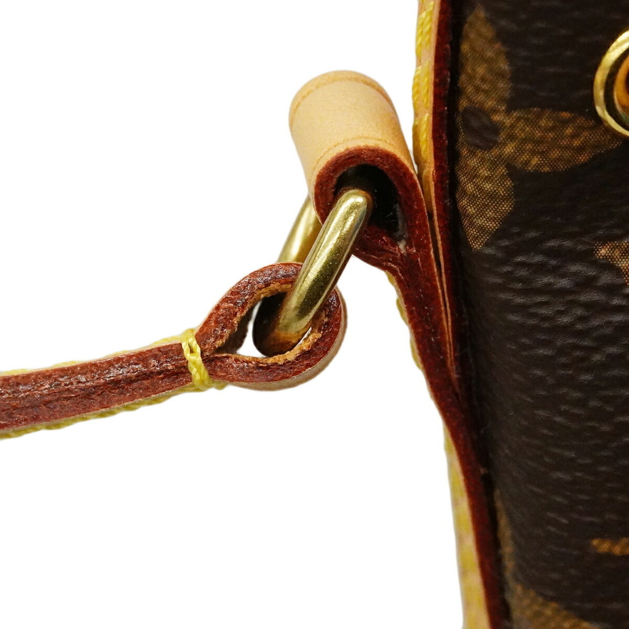 Louis Vuitton Brown Shoulder Bag (Pre-Owned)