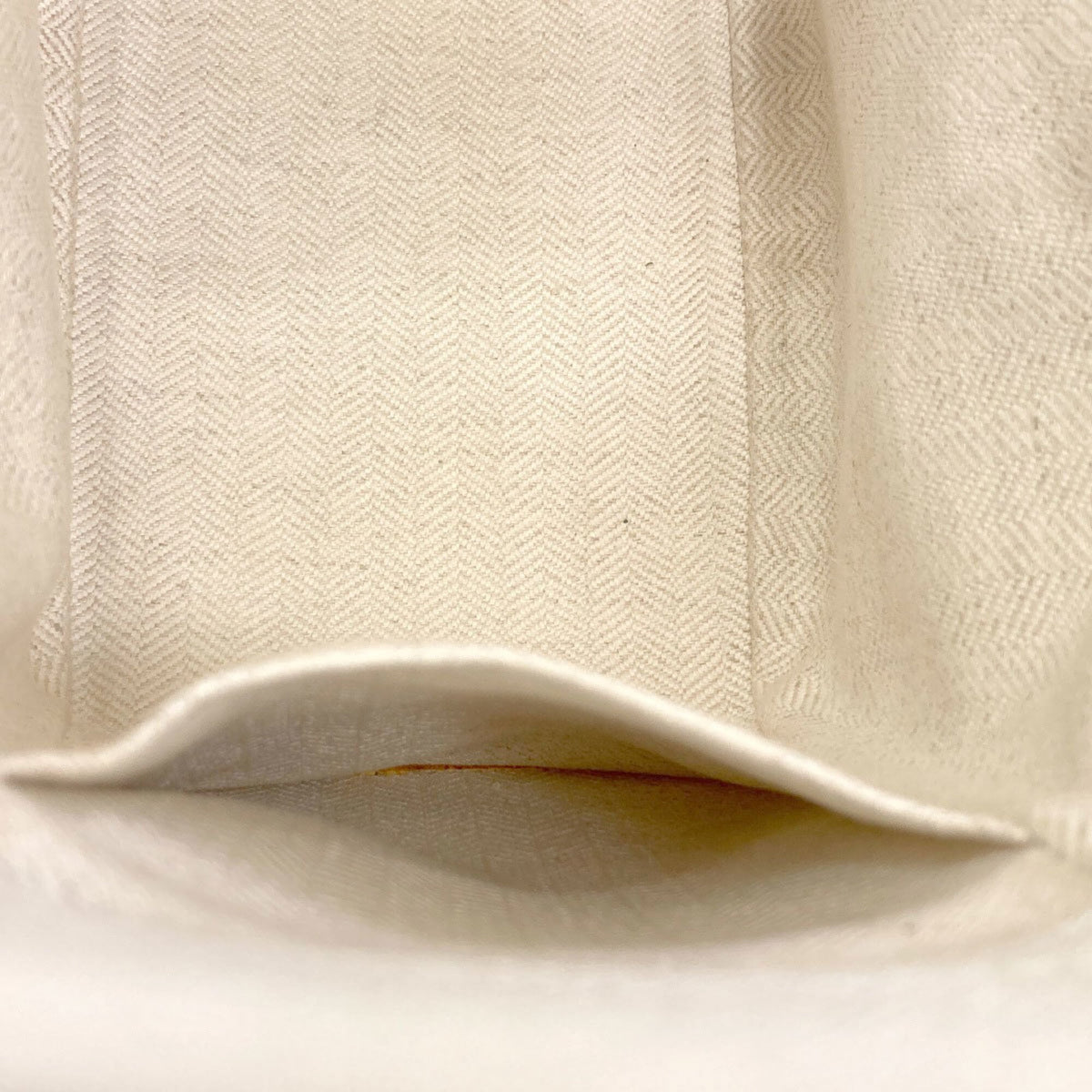 Loewe Hammock White Leather Handbag (Pre-Owned)