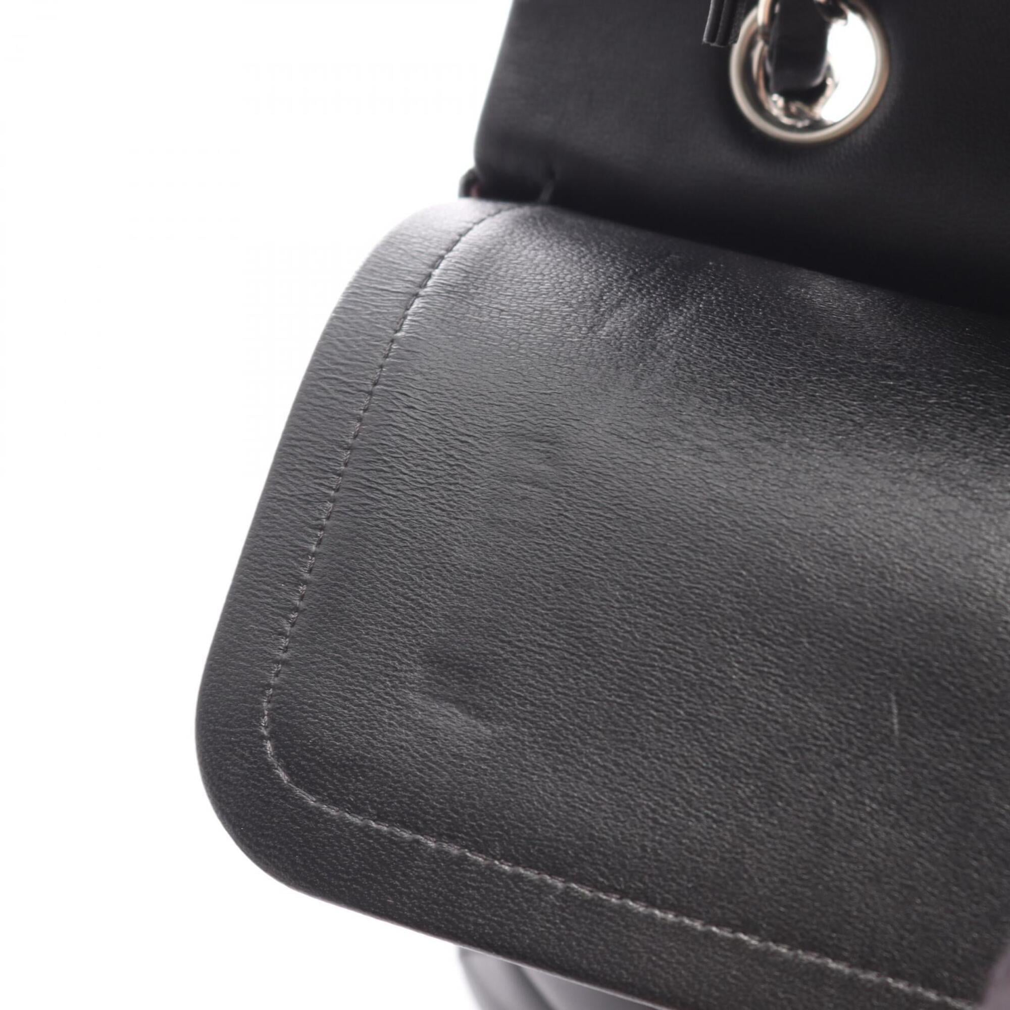 Chanel Black Leather Handbag Shoulder Bag (Pre-Owned)