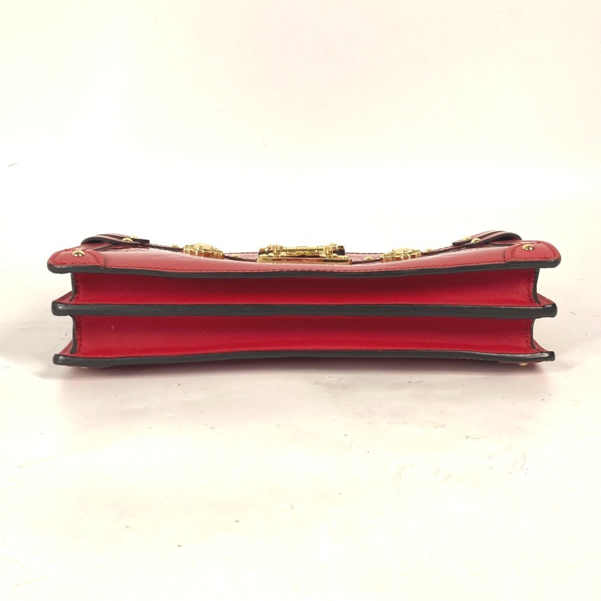 Louis Vuitton Cerise Red Color Monogram Vernis Clutch Bag Shoulder Bag (Pre-Owned)