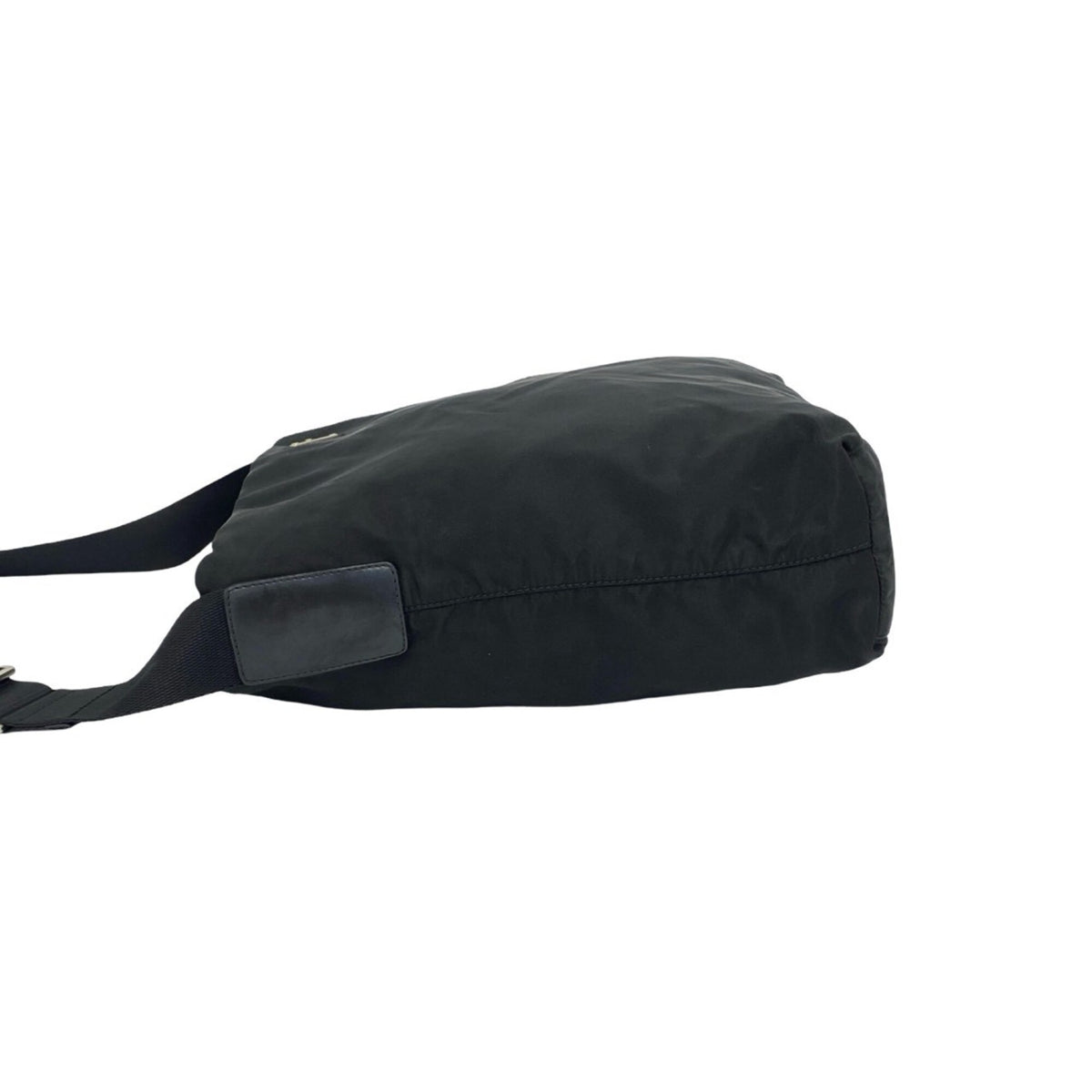 Prada Black Nylon Leather Pochette Shoulder Bag (Pre-Owned)